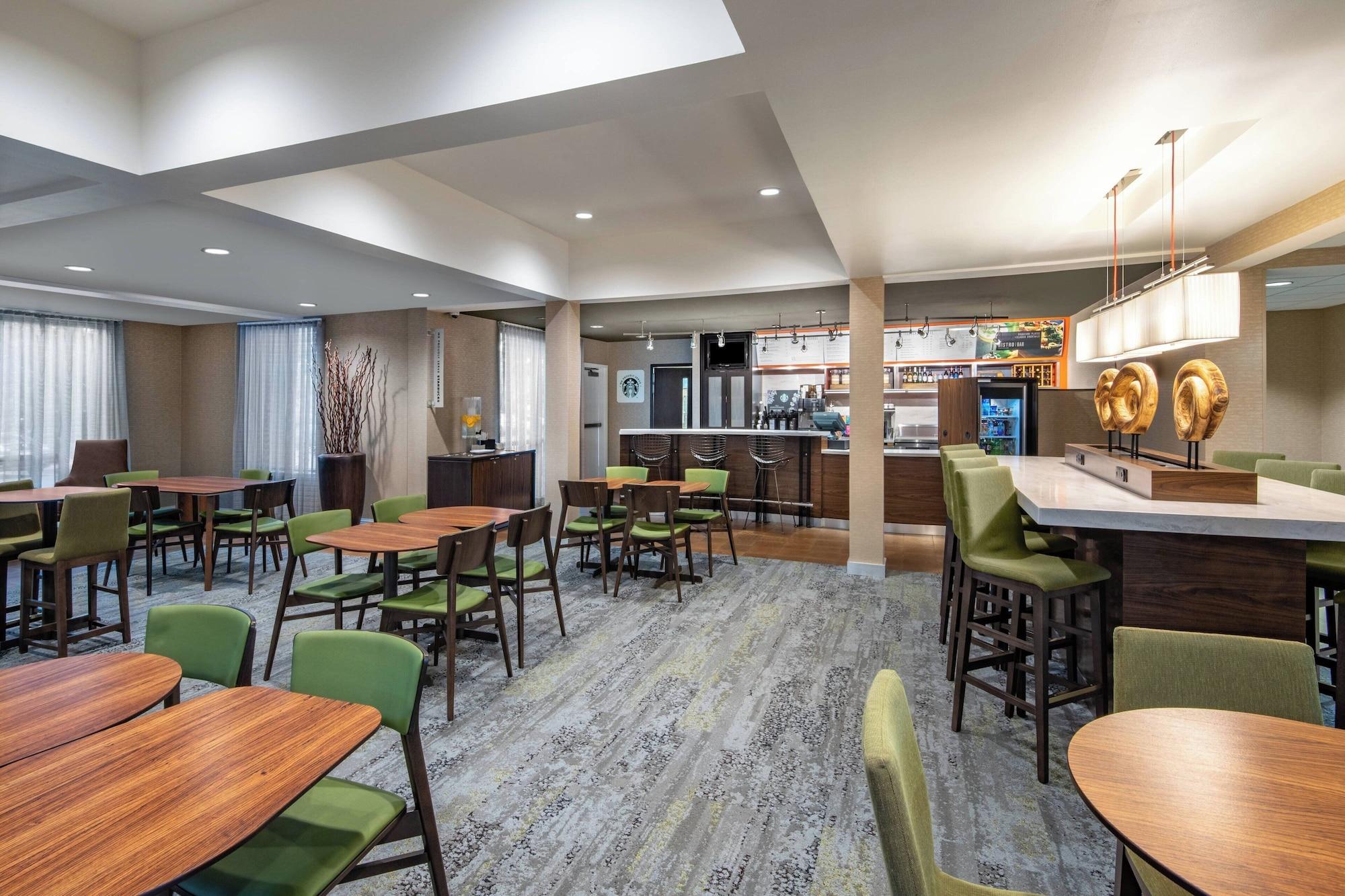 Restaurant Courtyard by Marriott Reno
