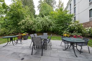 Alojamiento - Holiday Inn Express & Suites Surrey by IHG