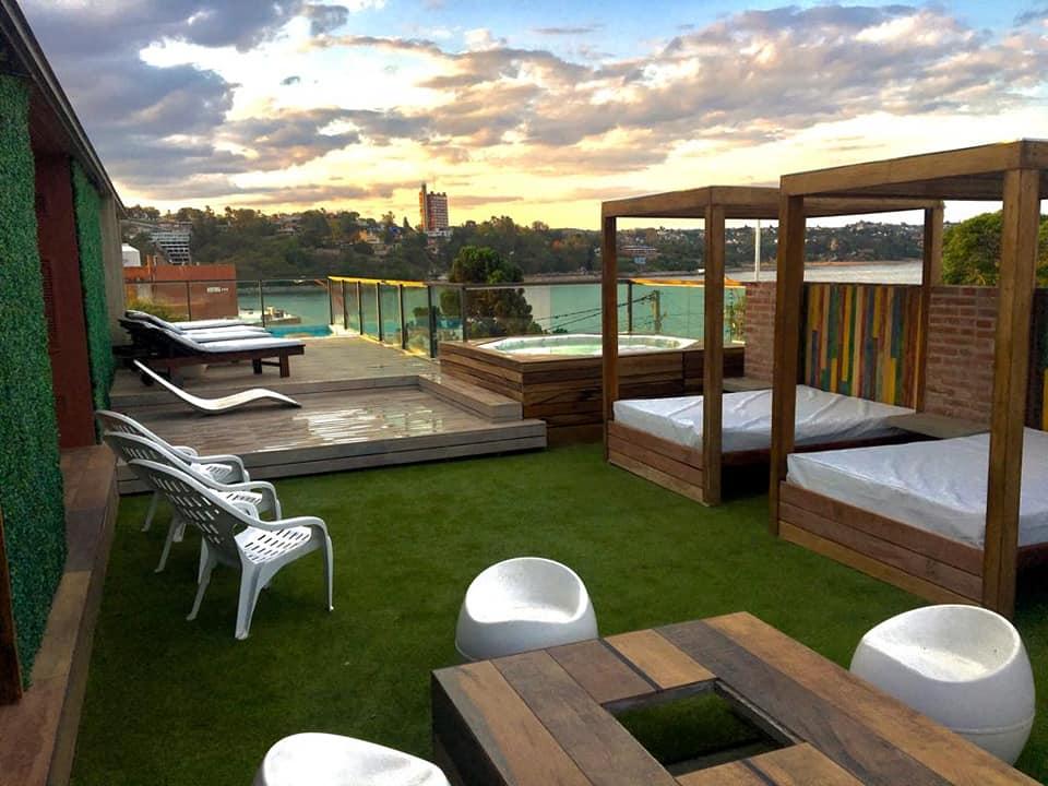 Hotel Costalago Suites