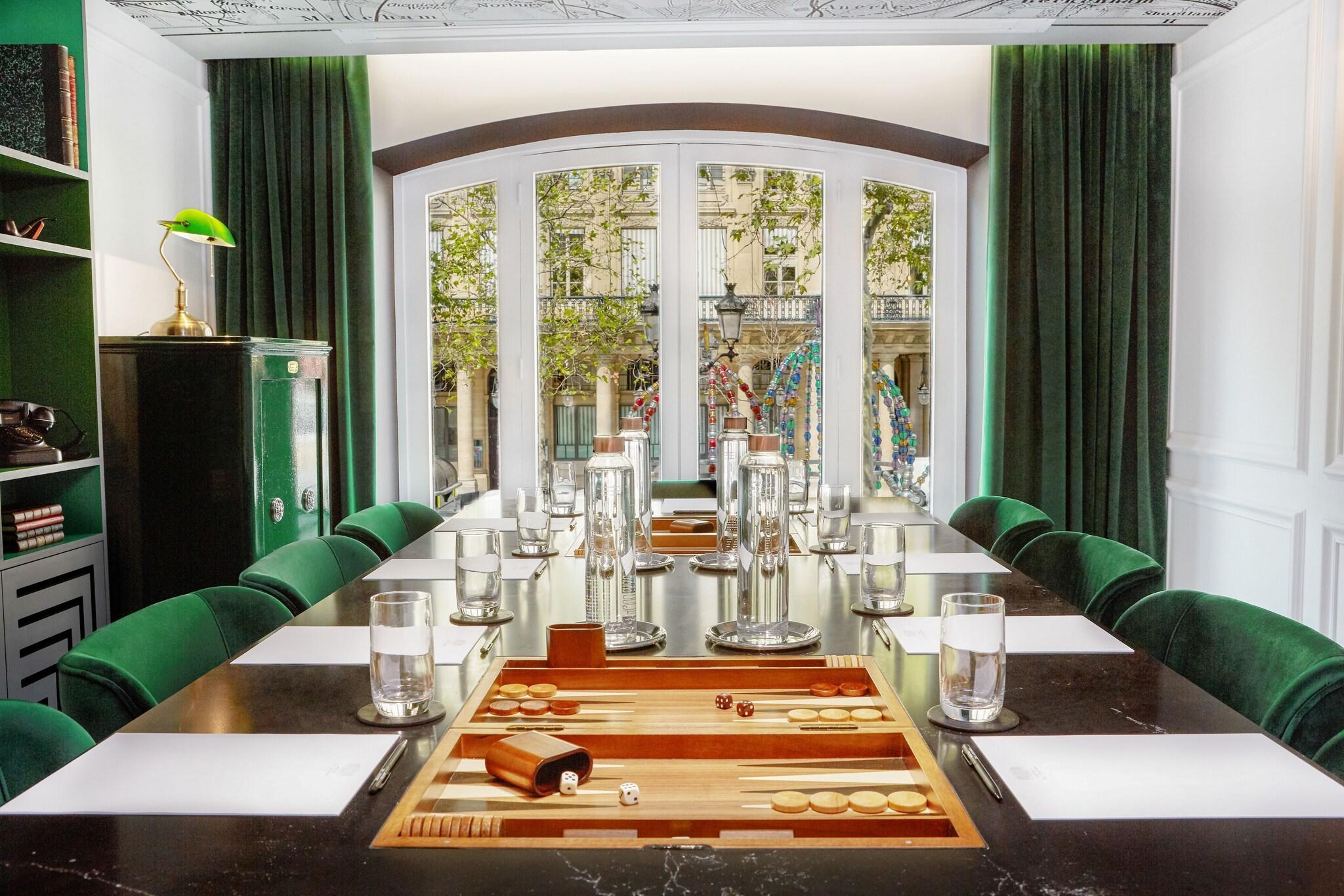 Sala de Reuniones Hôtel du Louvre, in The Unbound Collection by Hyatt