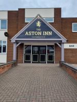 Alojamiento - The Aston Inn