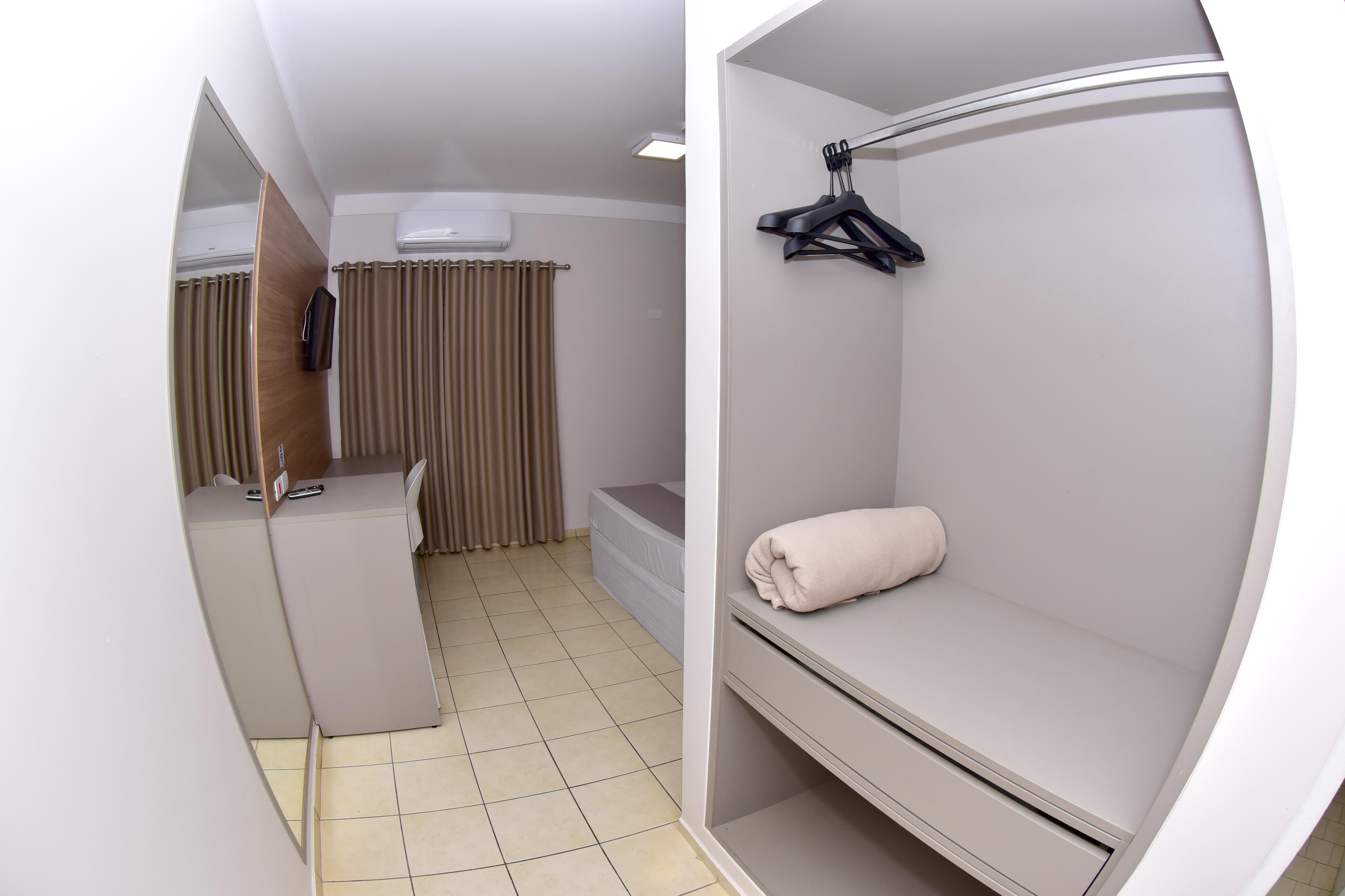 Equipamiento de Habitación Liv Hotel