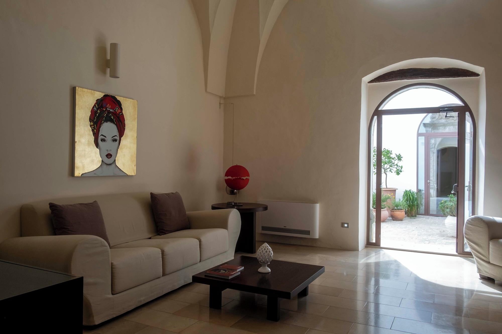 Vista Lobby La Sommità Relais & Chateaux