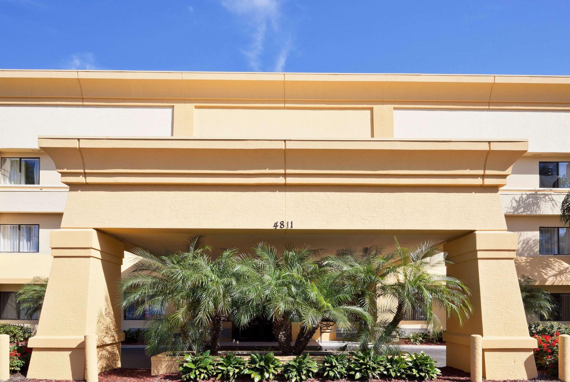 Varios La Quinta Inn & Suites by Wyndham Tampa Fairgrounds - Casino