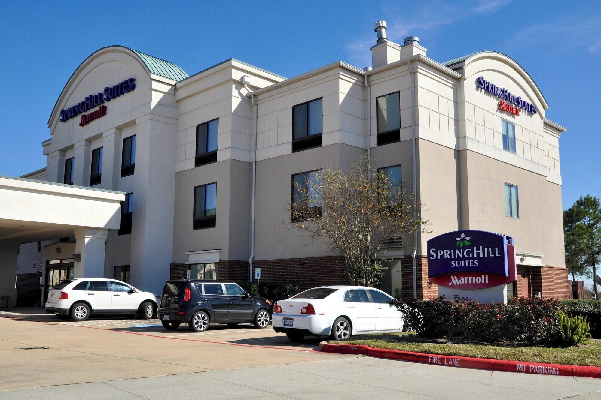 Vista Exterior SpringHill Suites Houston Katy Mills