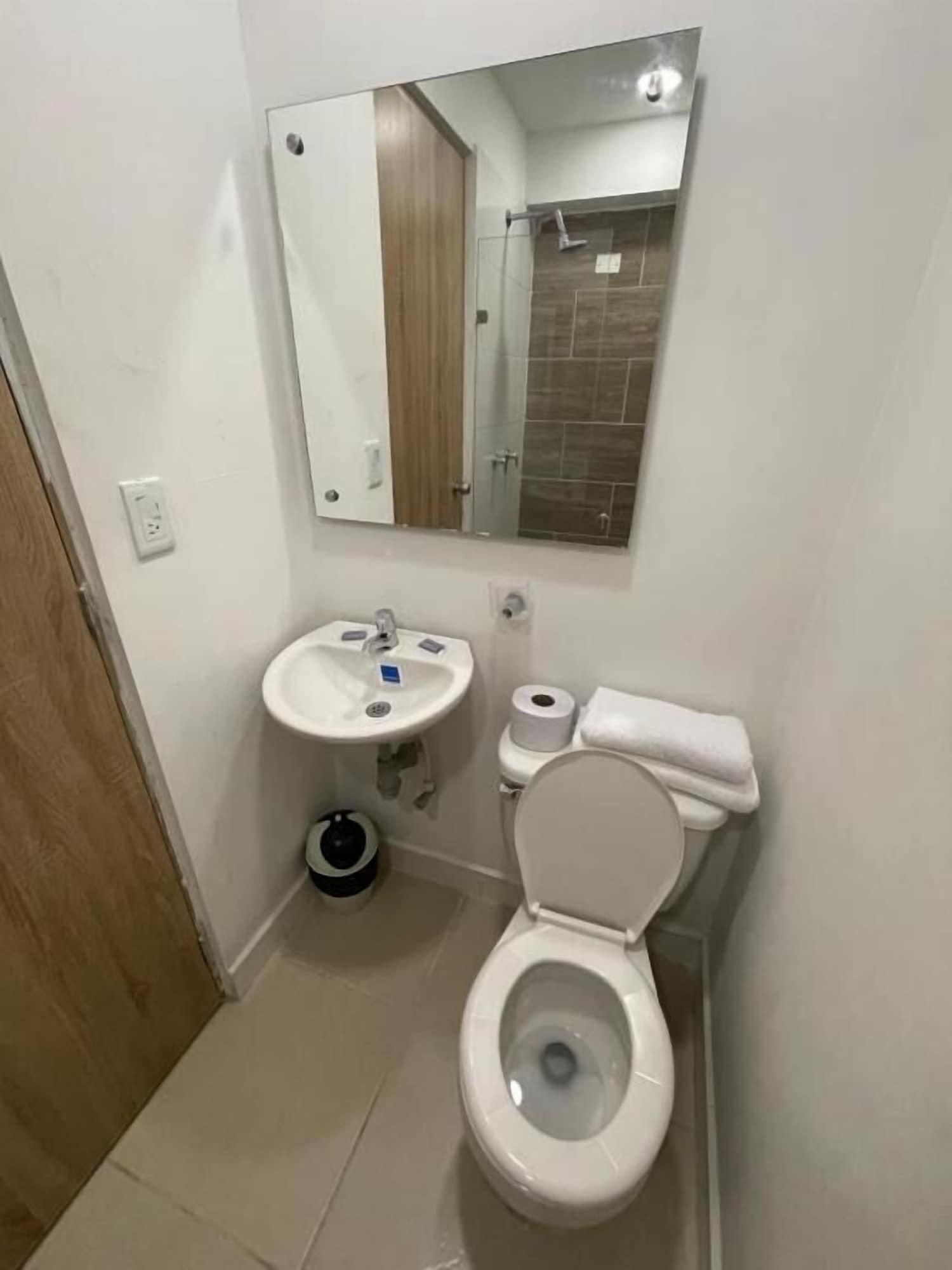 Equipamiento de Habitación HOTEL MEDELLIN CENTRAL