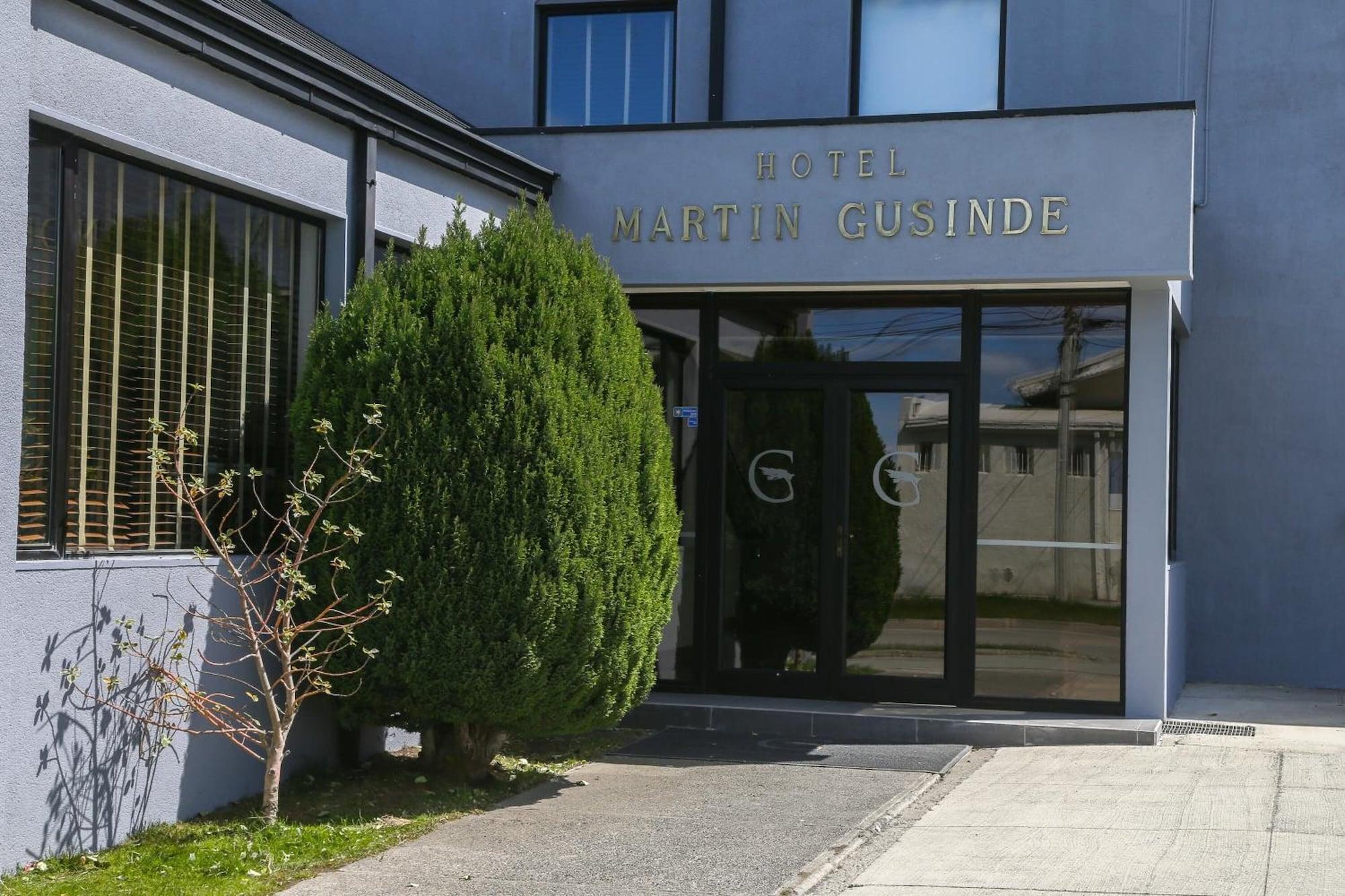 Vista Exterior Hotel Martin Gusinde