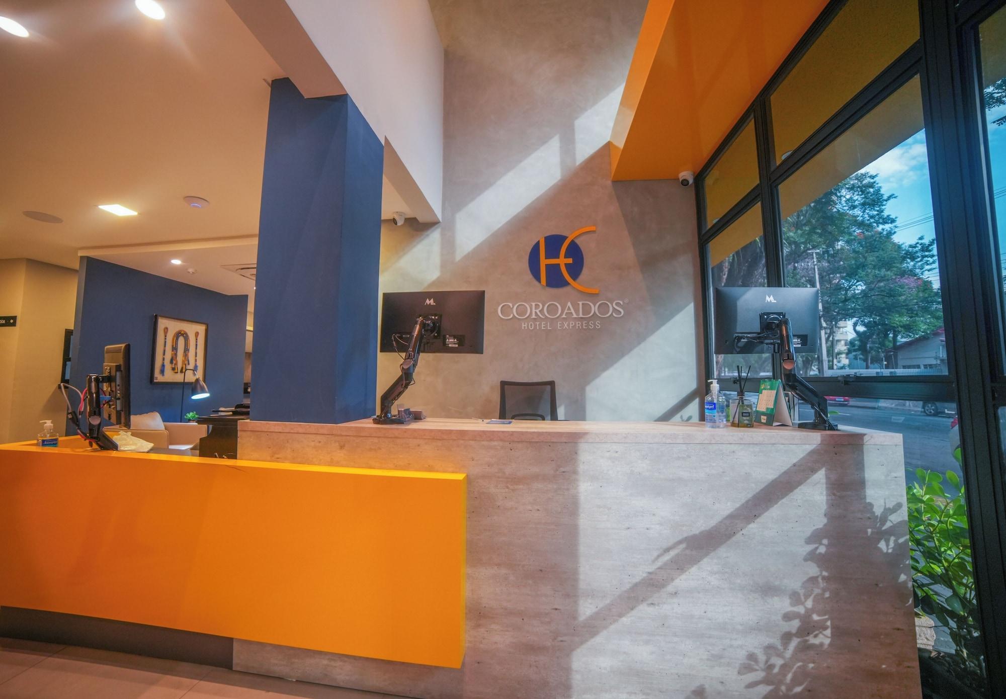 Vista do lobby Hotel Coroados Foz Express