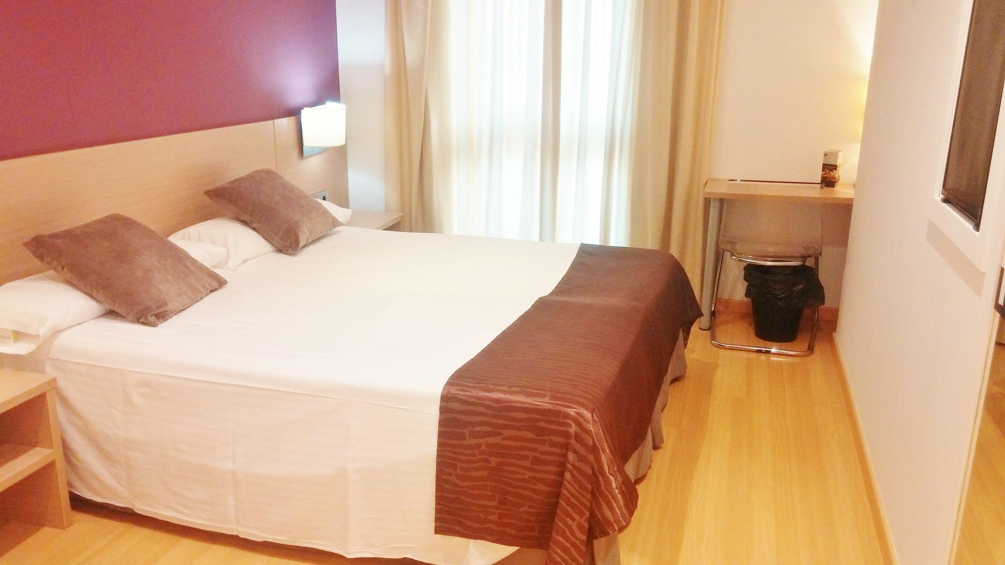 Varios Hotel Abbot