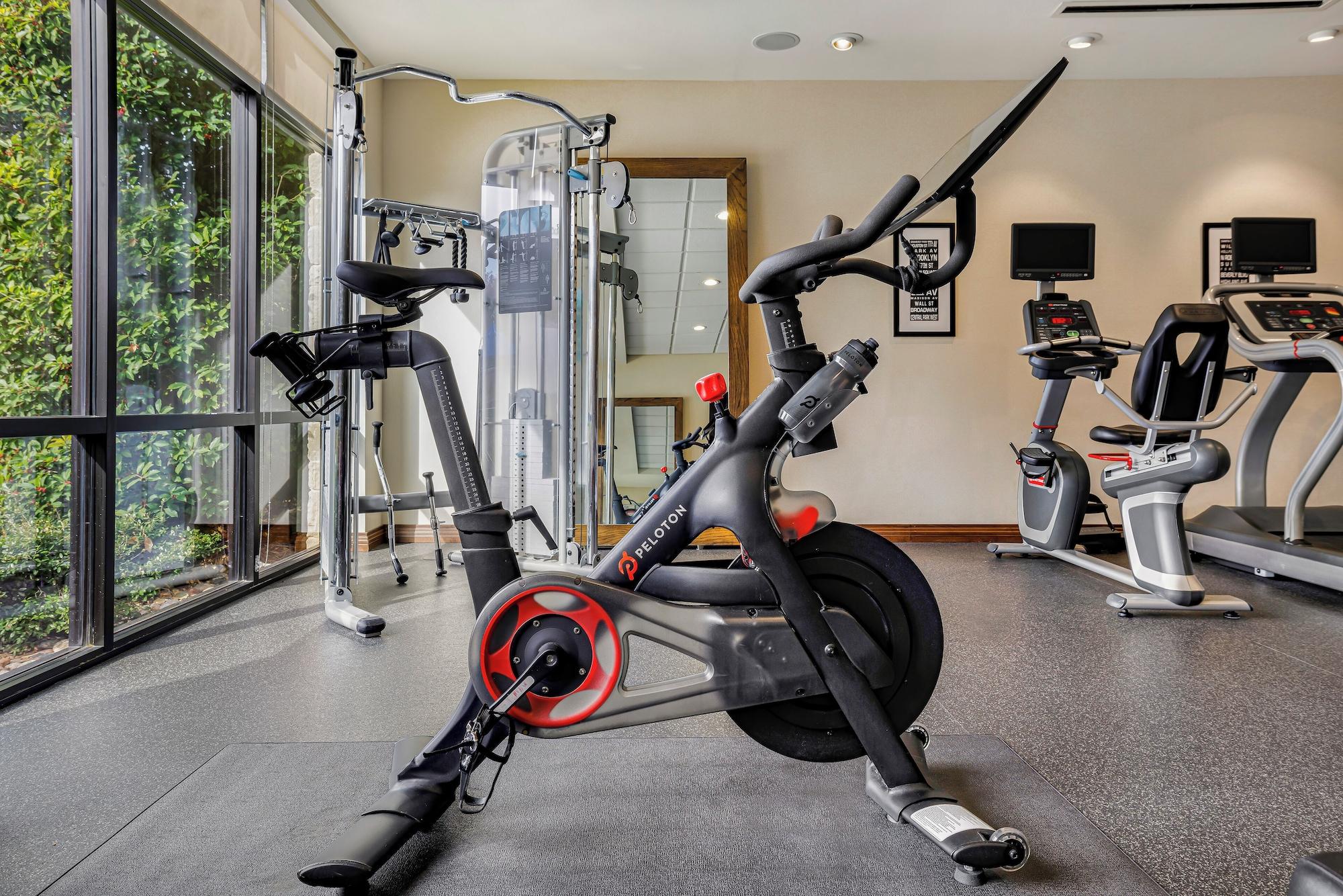 Gimnasio Home2 Suites by Hilton Dallas-Frisco