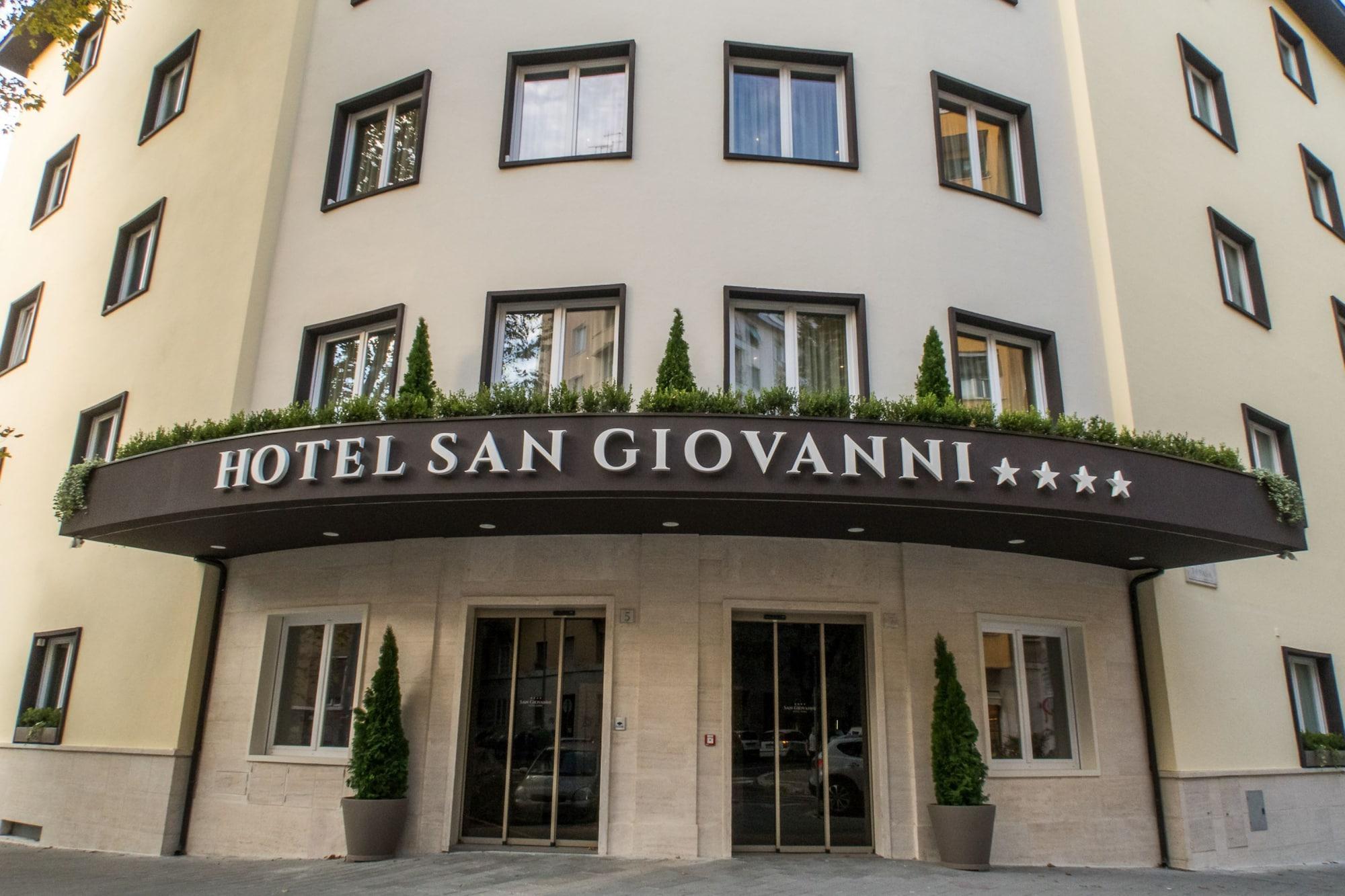 Vista Exterior Hotel San Giovanni Roma