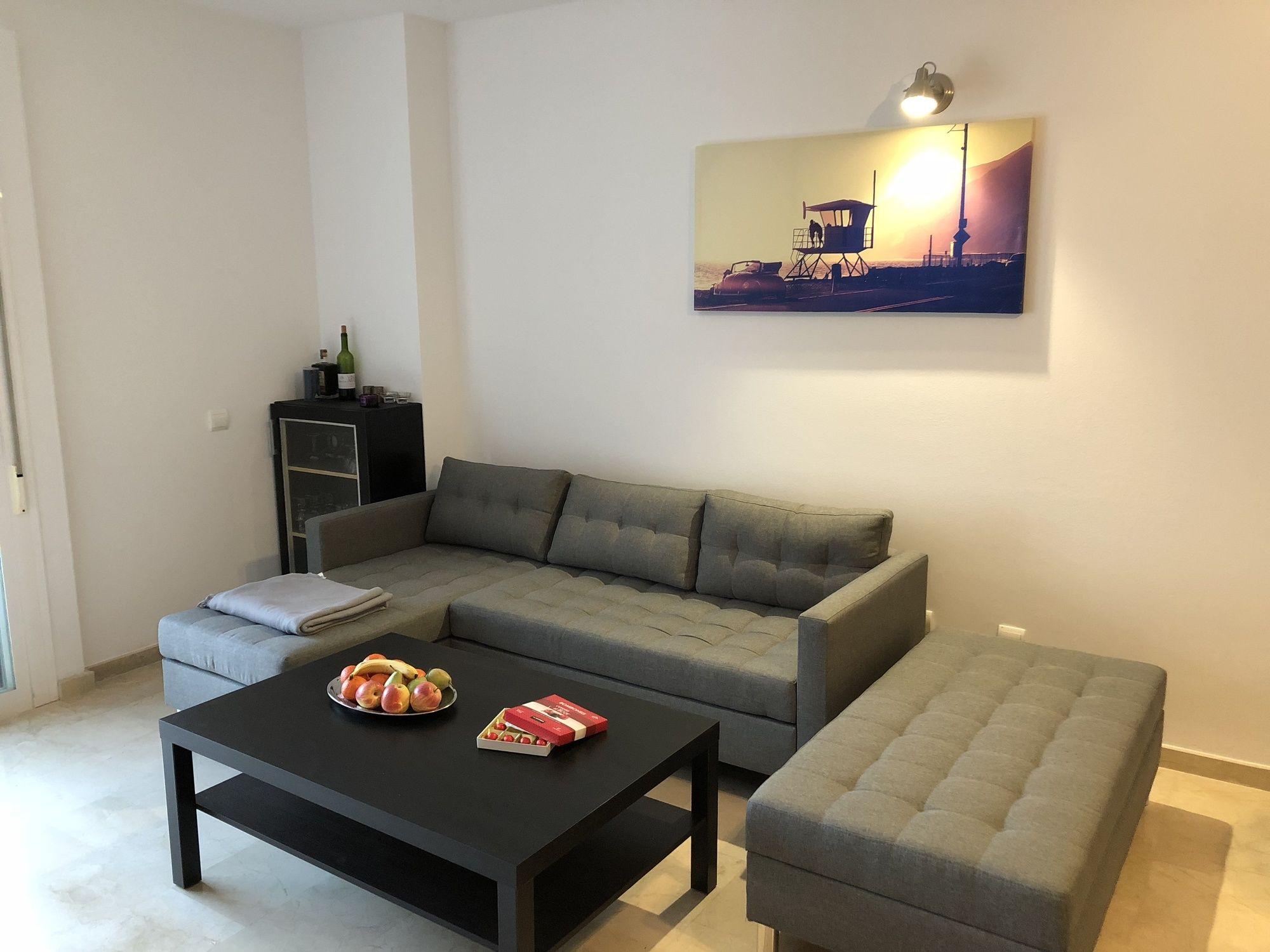 Vista Lobby Seashape Apartment
