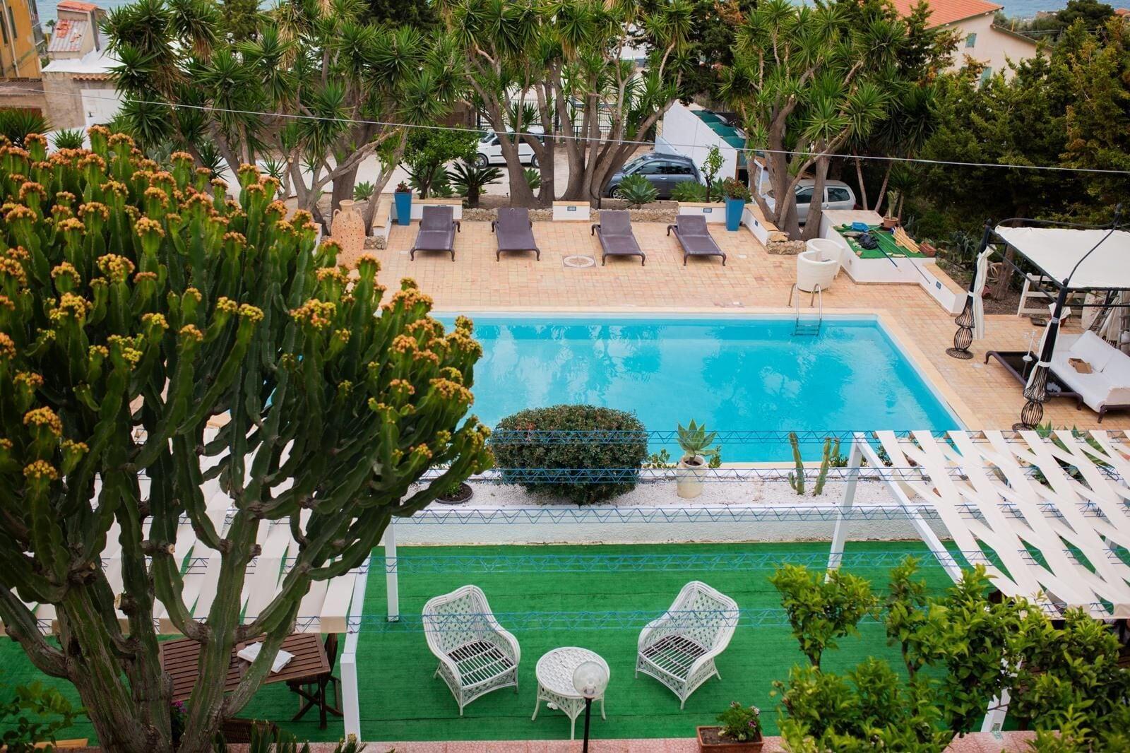 Vista Exterior Falco In Pietra