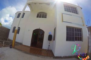 Alojamiento - Regi Hotel & Bar