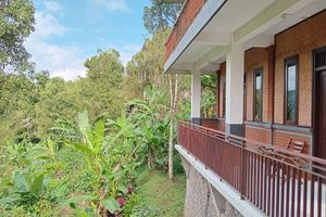 Alojamiento - Kanaya Homestay Munduk