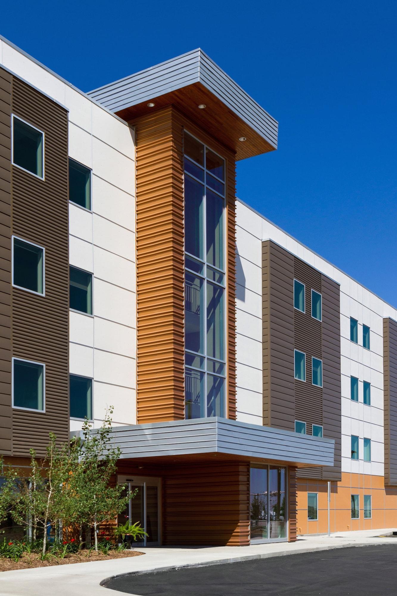 Vista Exterior AeroStay Hotel