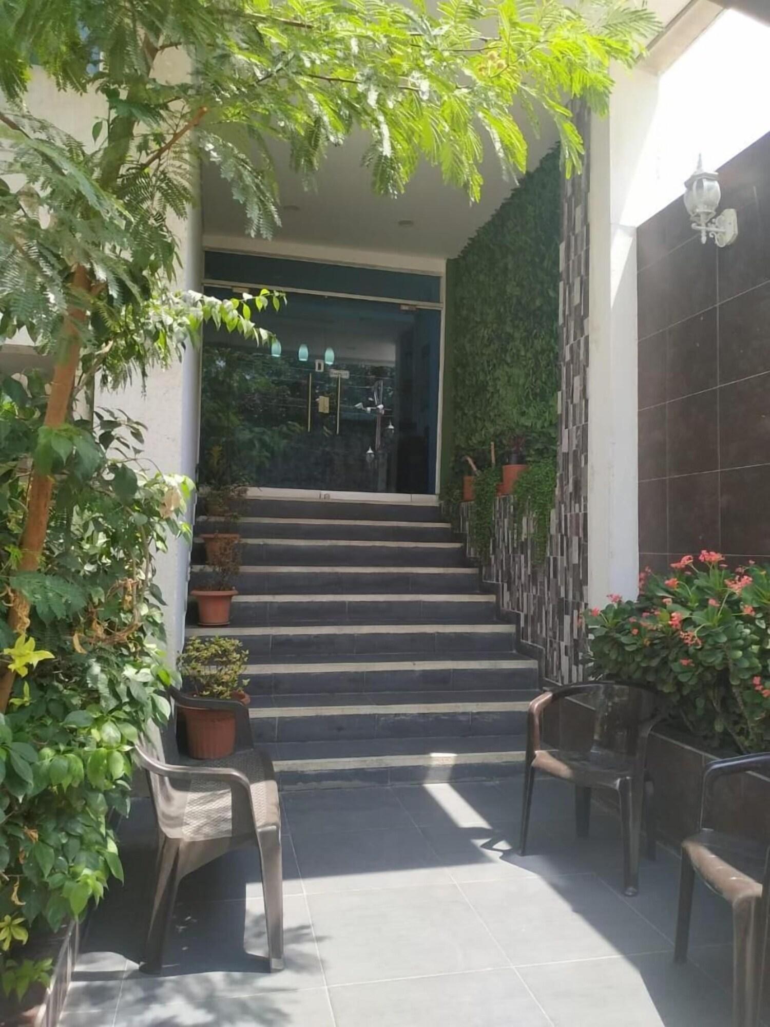 Vista Exterior Hotel La Mar Cartagena