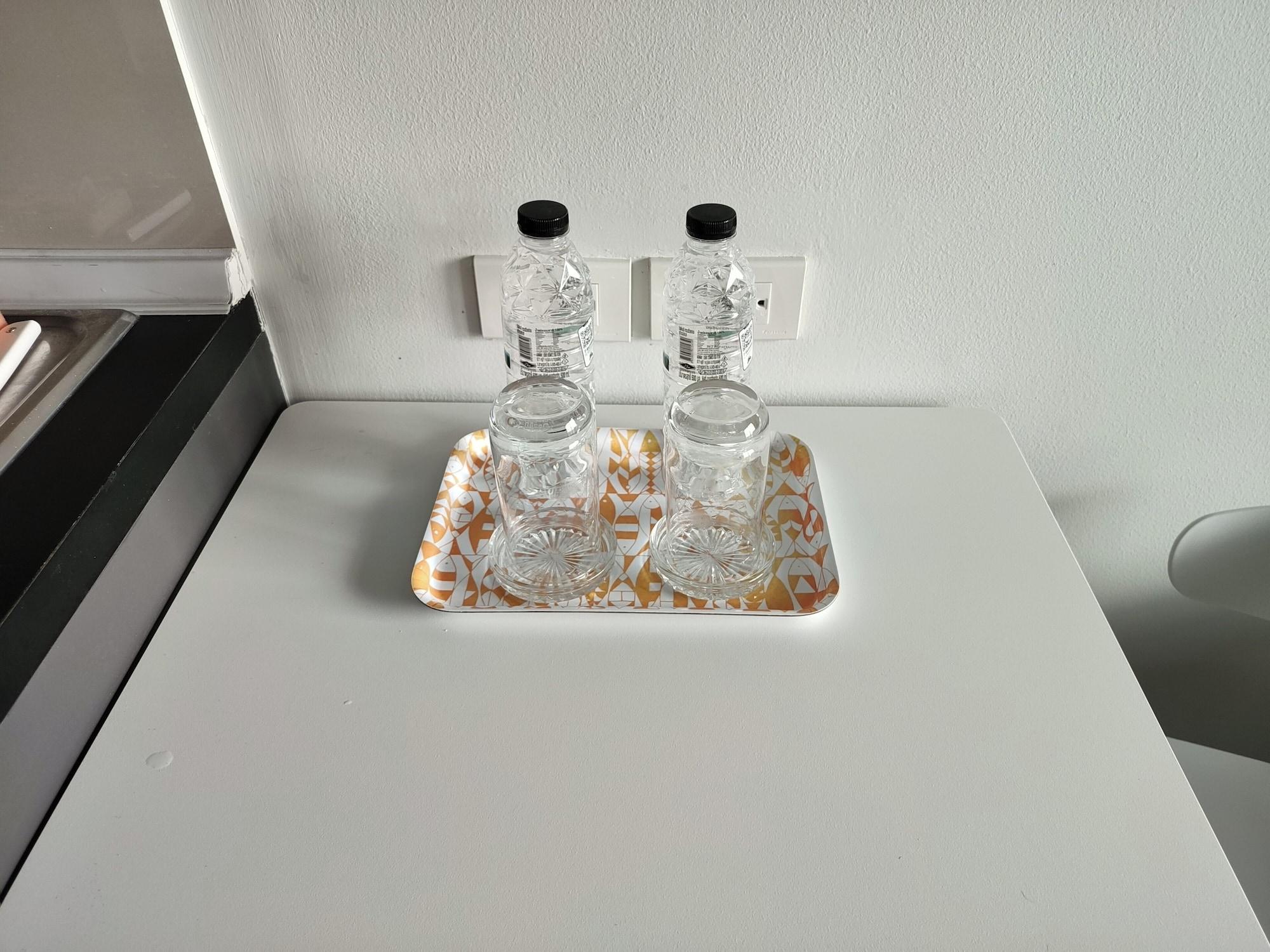 Varios Room-charming Bangkok Apartment With Cit