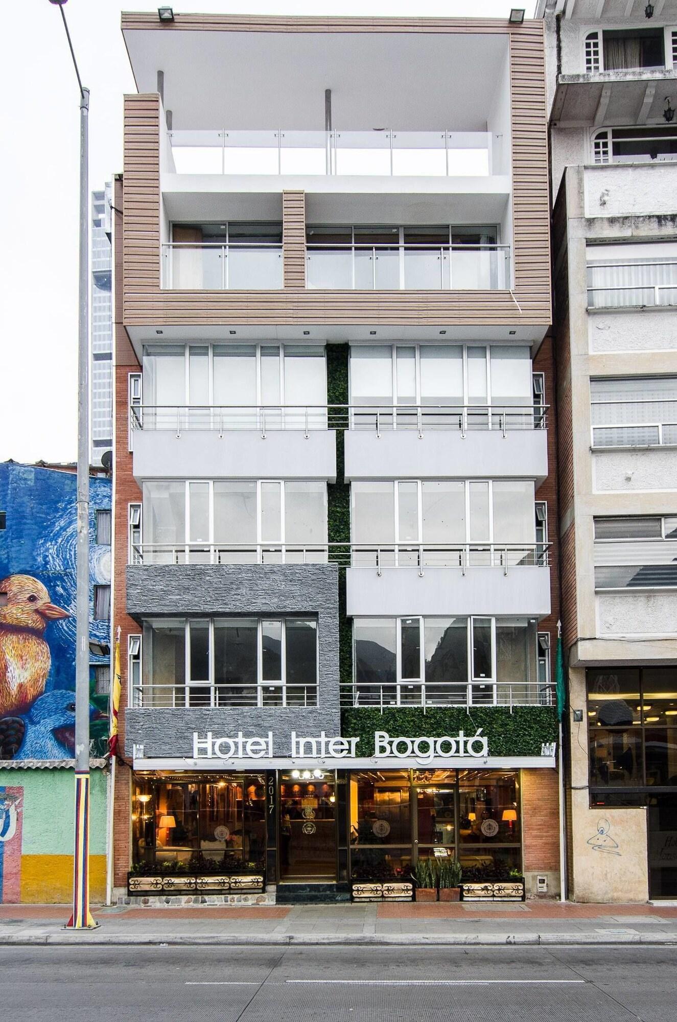 Vista Exterior Hotel Inter Bogota