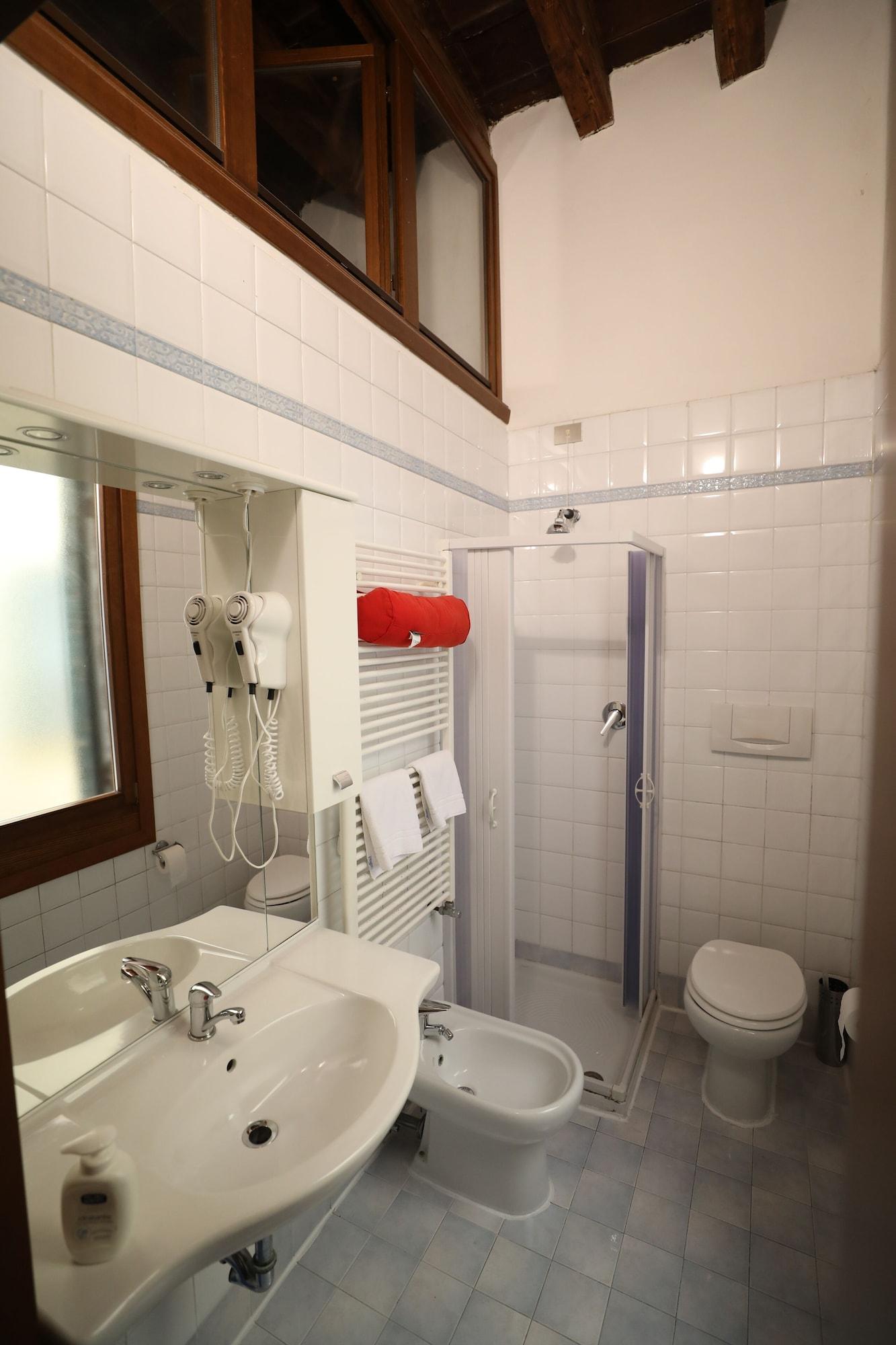 Equipamiento de Habitación Dorso Duro Apartment