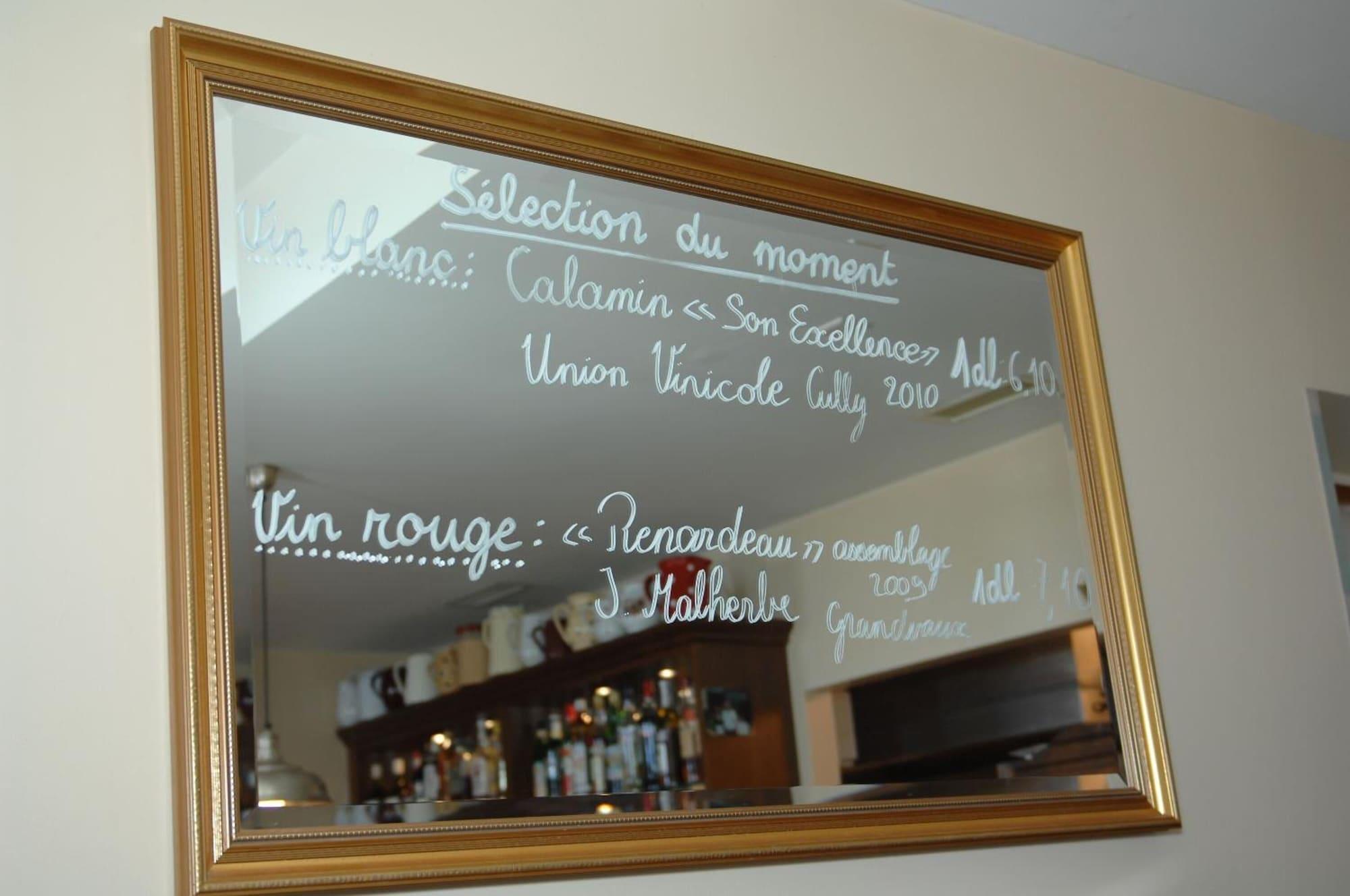 Bar/Salón Auberge de la Gare