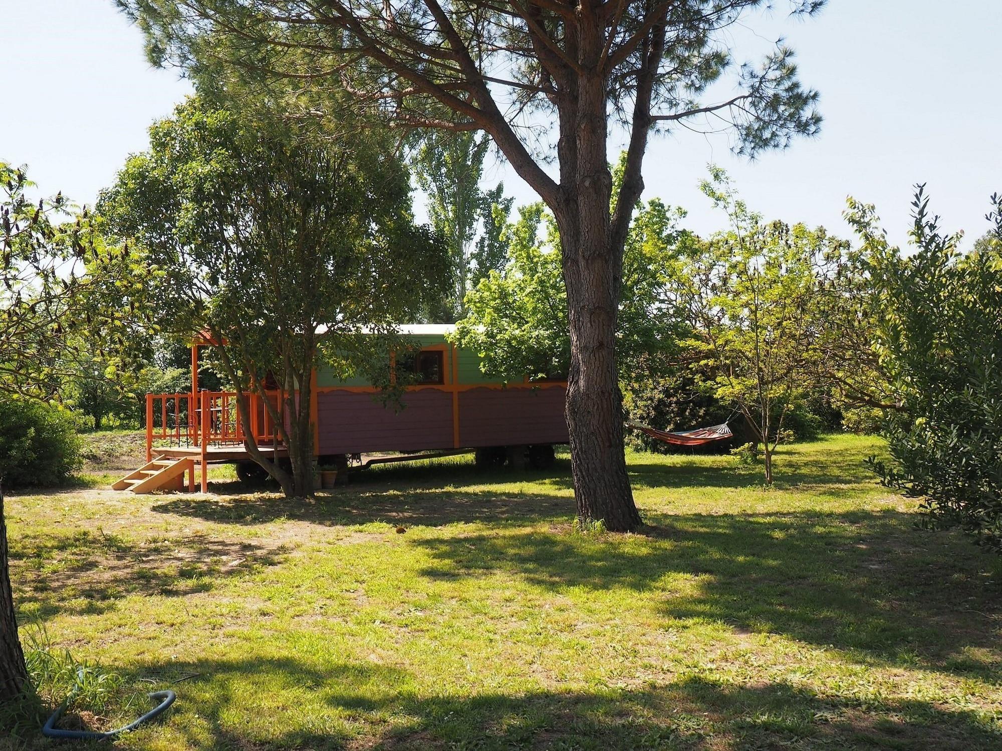 Vista Exterior Domaine de Rhodes