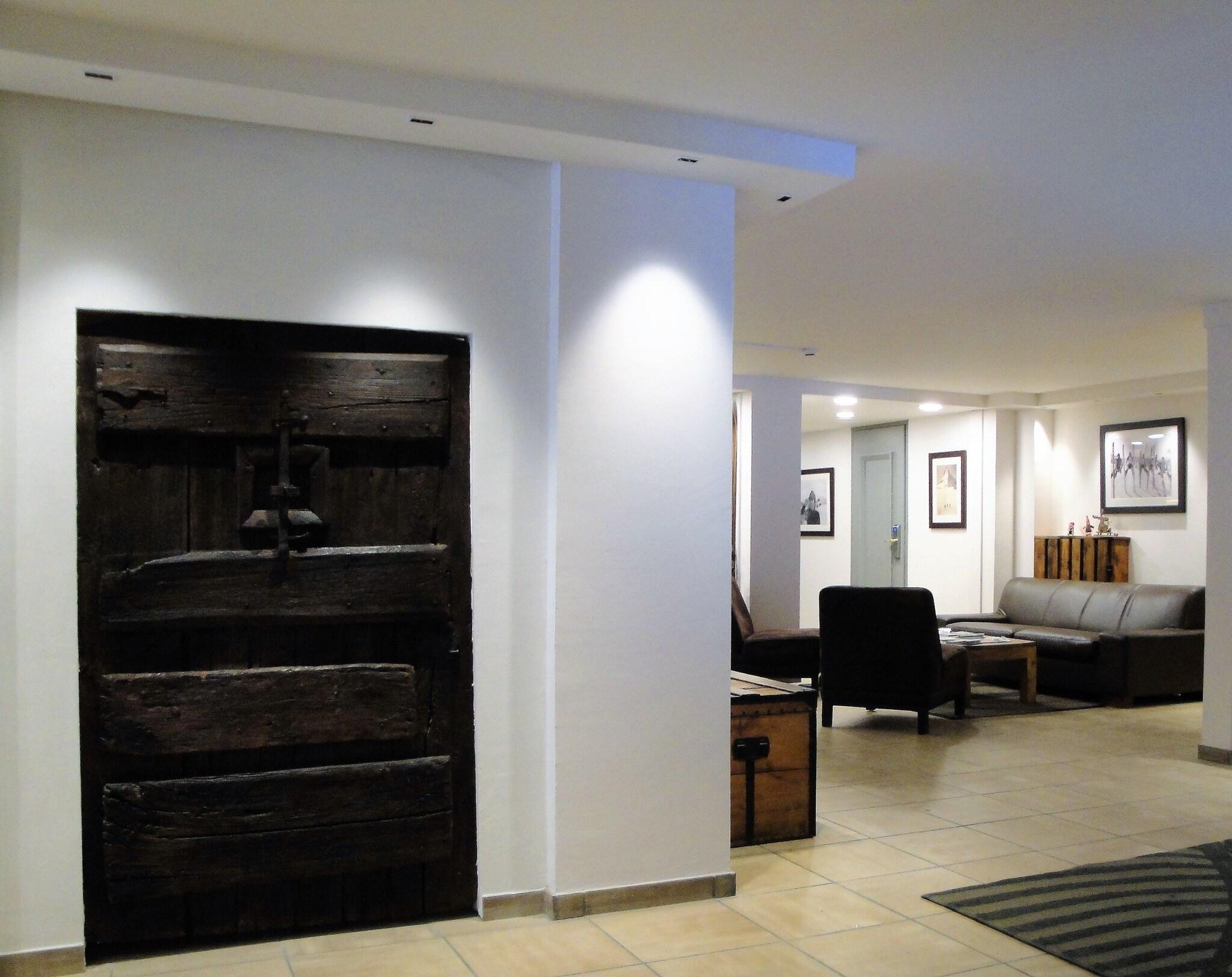 Vista Lobby Chalet Hotel Du Bois