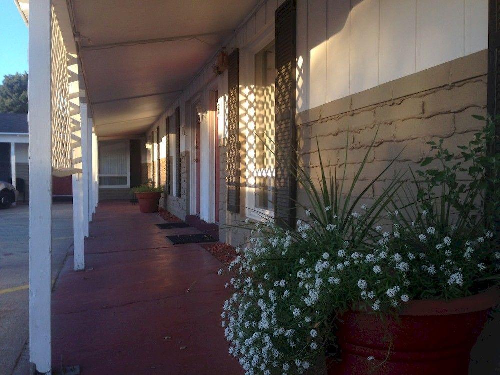 Varios Schuyler Inn