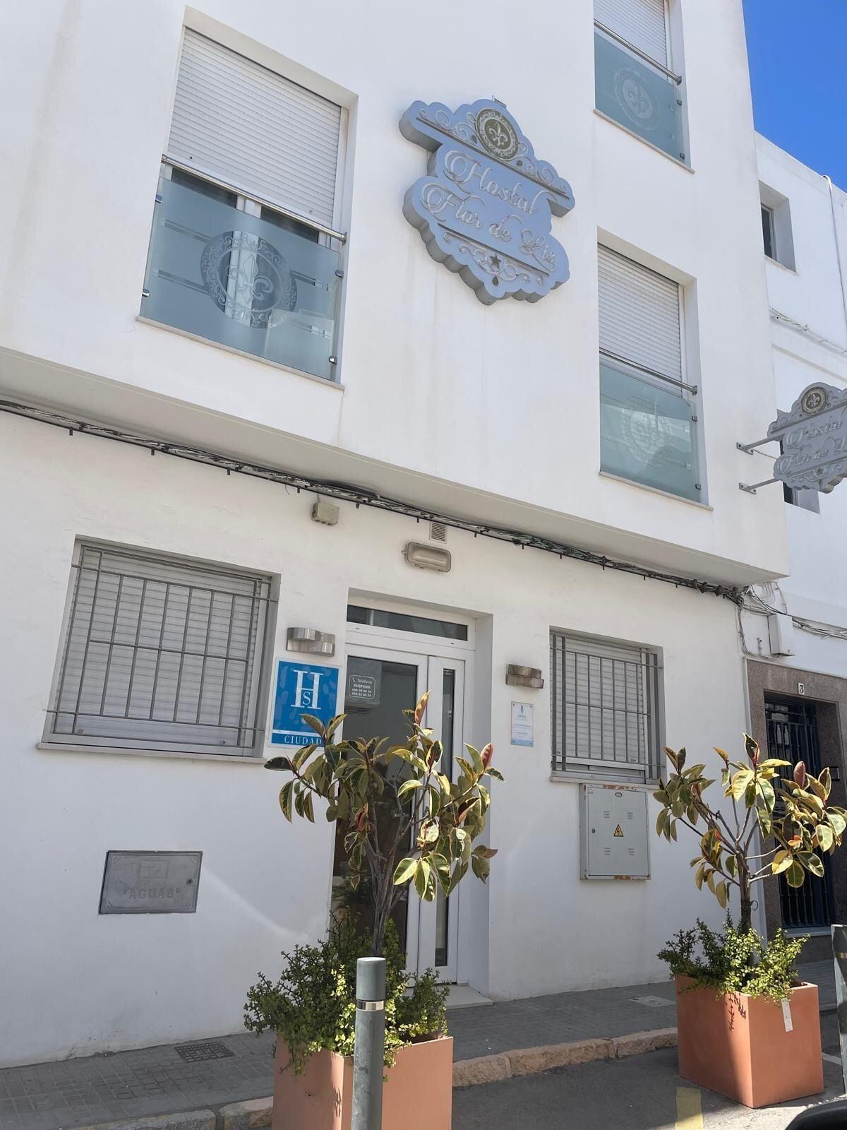 Varios Hostal Flor de Lis - Lojo
