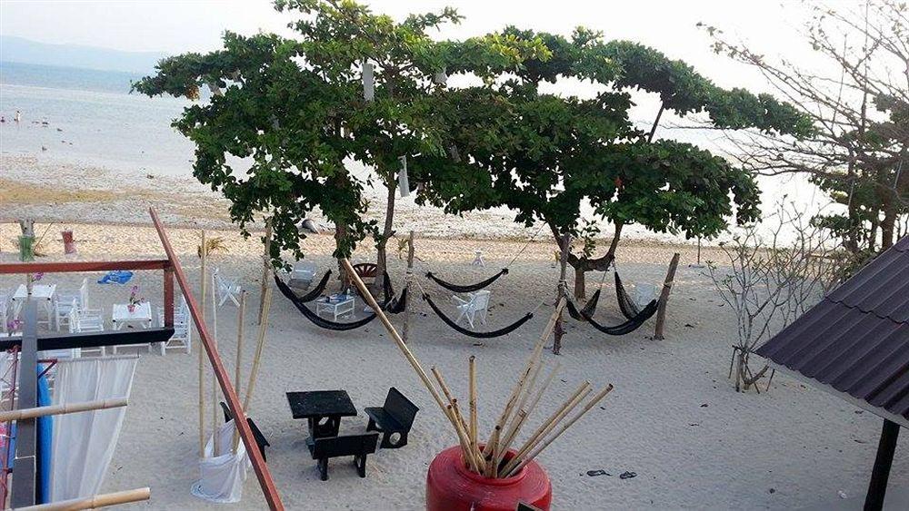 Playa @ Beach Bed & Bar