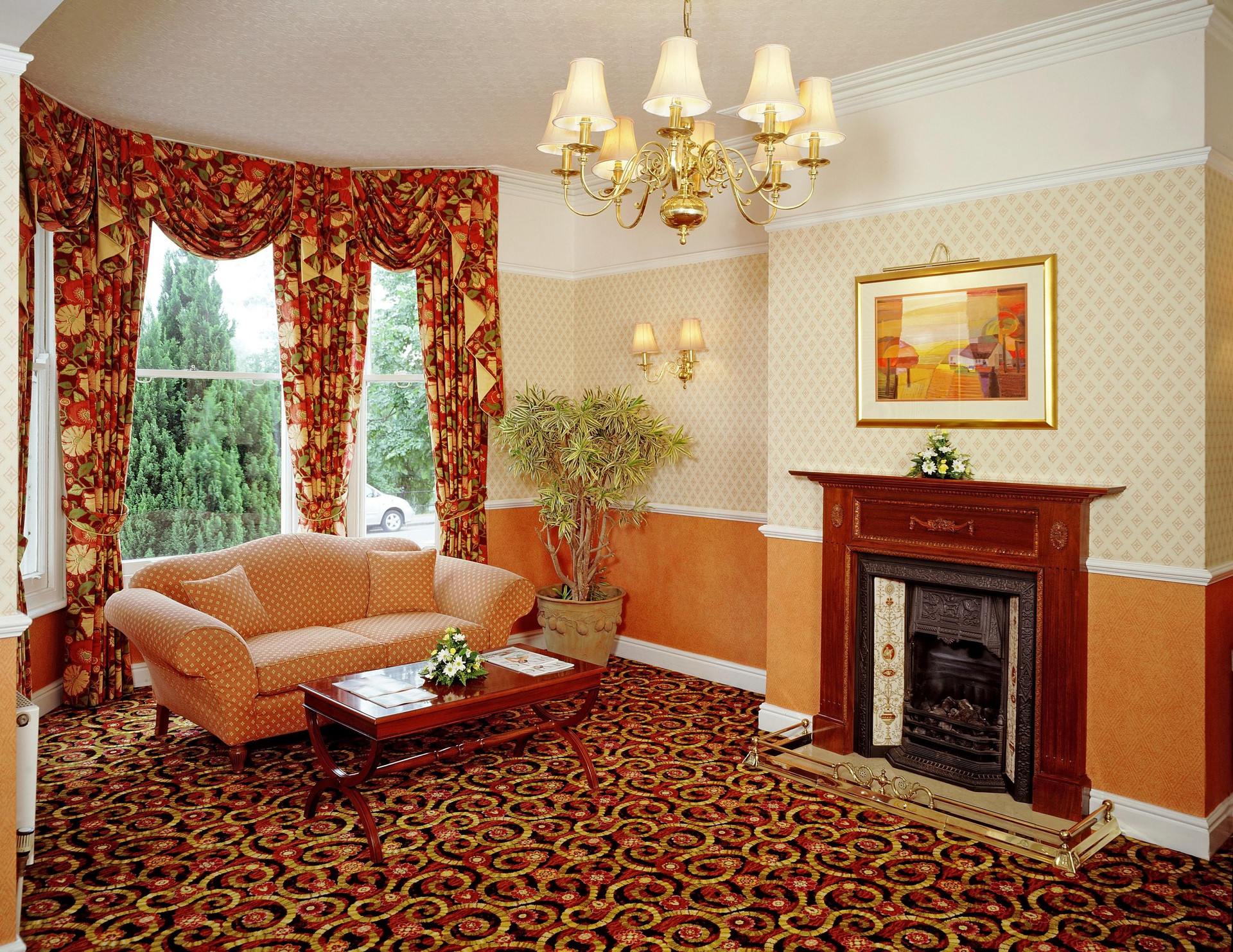 Vista Lobby Arundel House Hotel