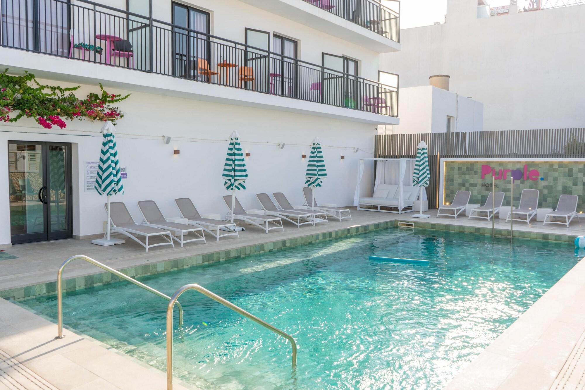 Vista Piscina The Purple Hotel by Ibiza Feeling - Adults only
