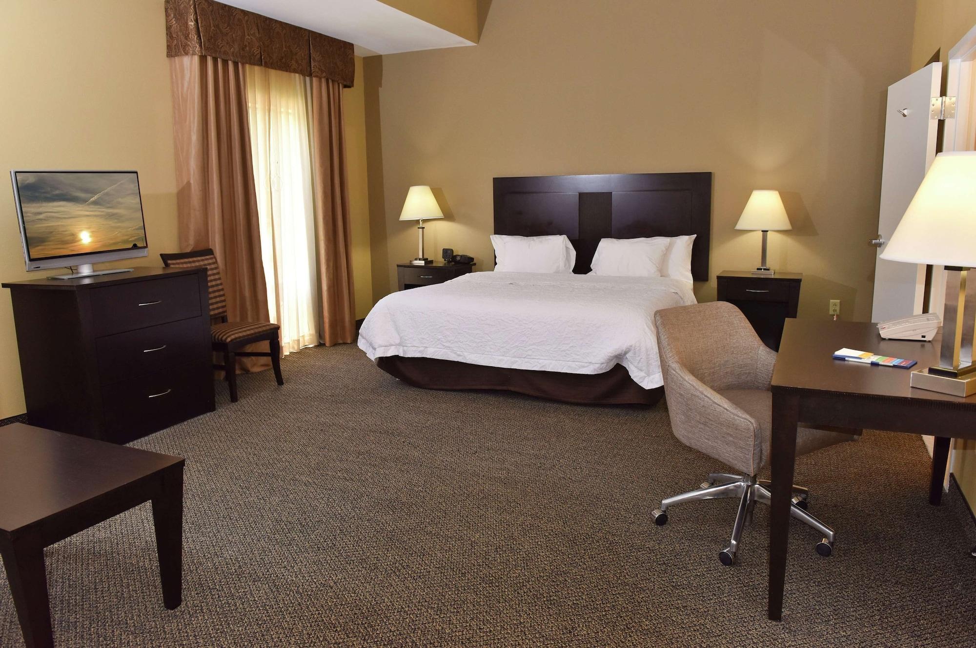 Habitación Hampton Inn & Suites Alexandria