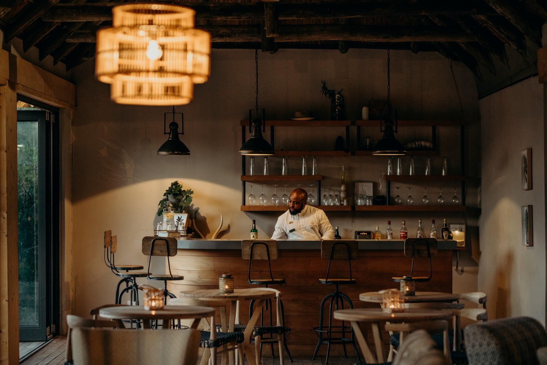 Bar/Salón Bukela Game Lodge