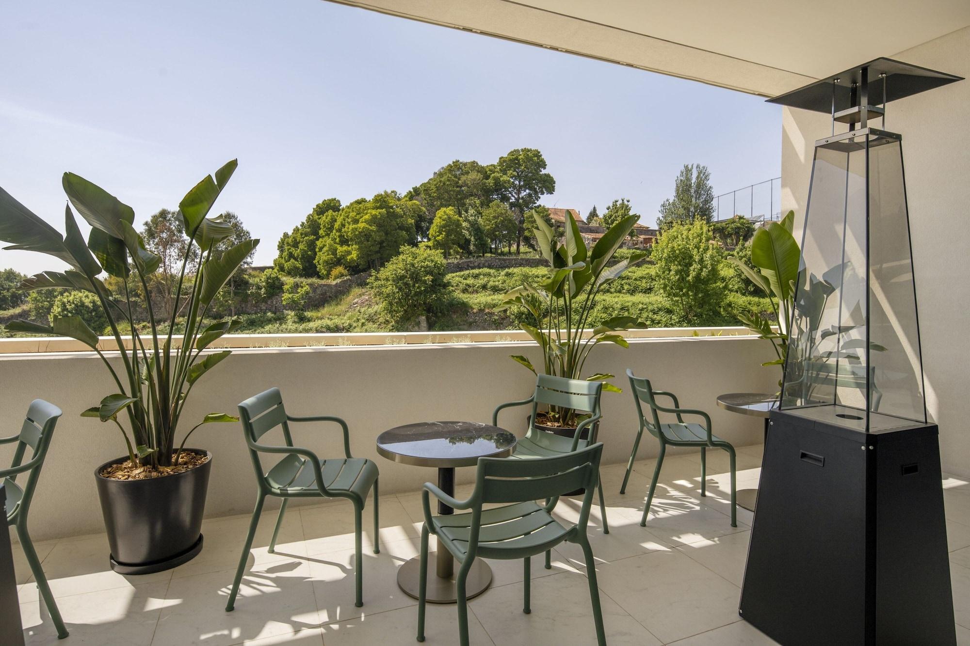 Vista Exterior Renaissance Porto Lapa Hotel