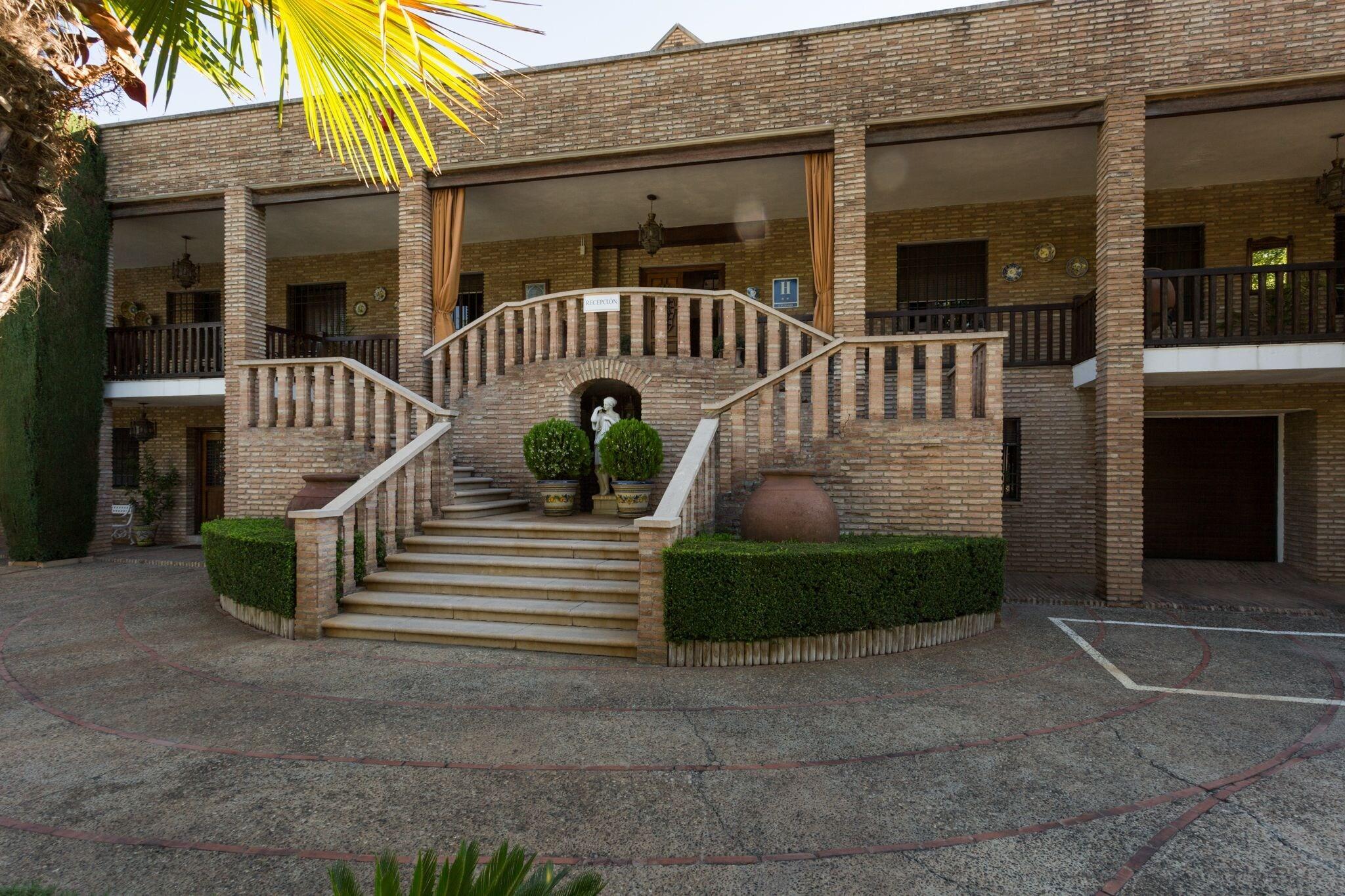 Vista Exterior Hotel Riad Arruzafa