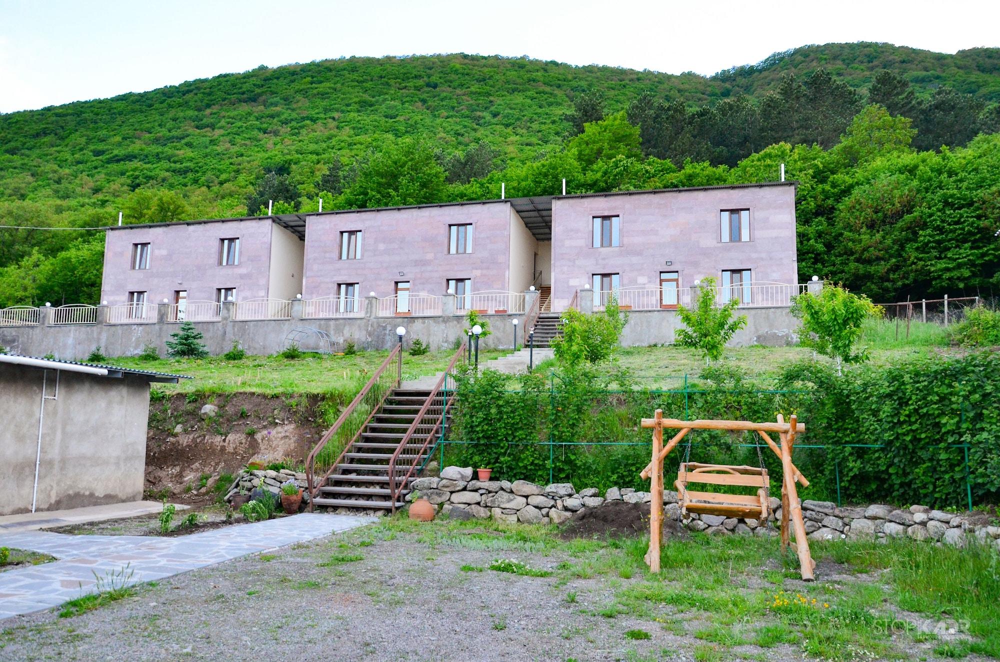 Vista Exterior Yeghevnut Hotel