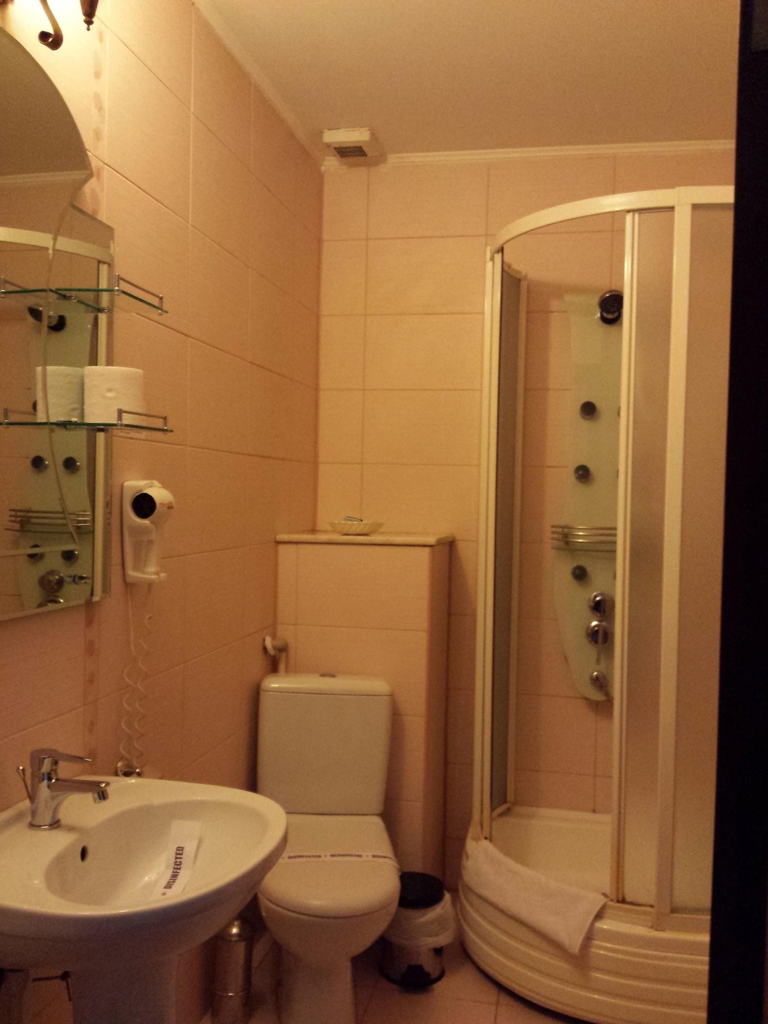 Equipamiento de Habitación Voila Inn Constanta