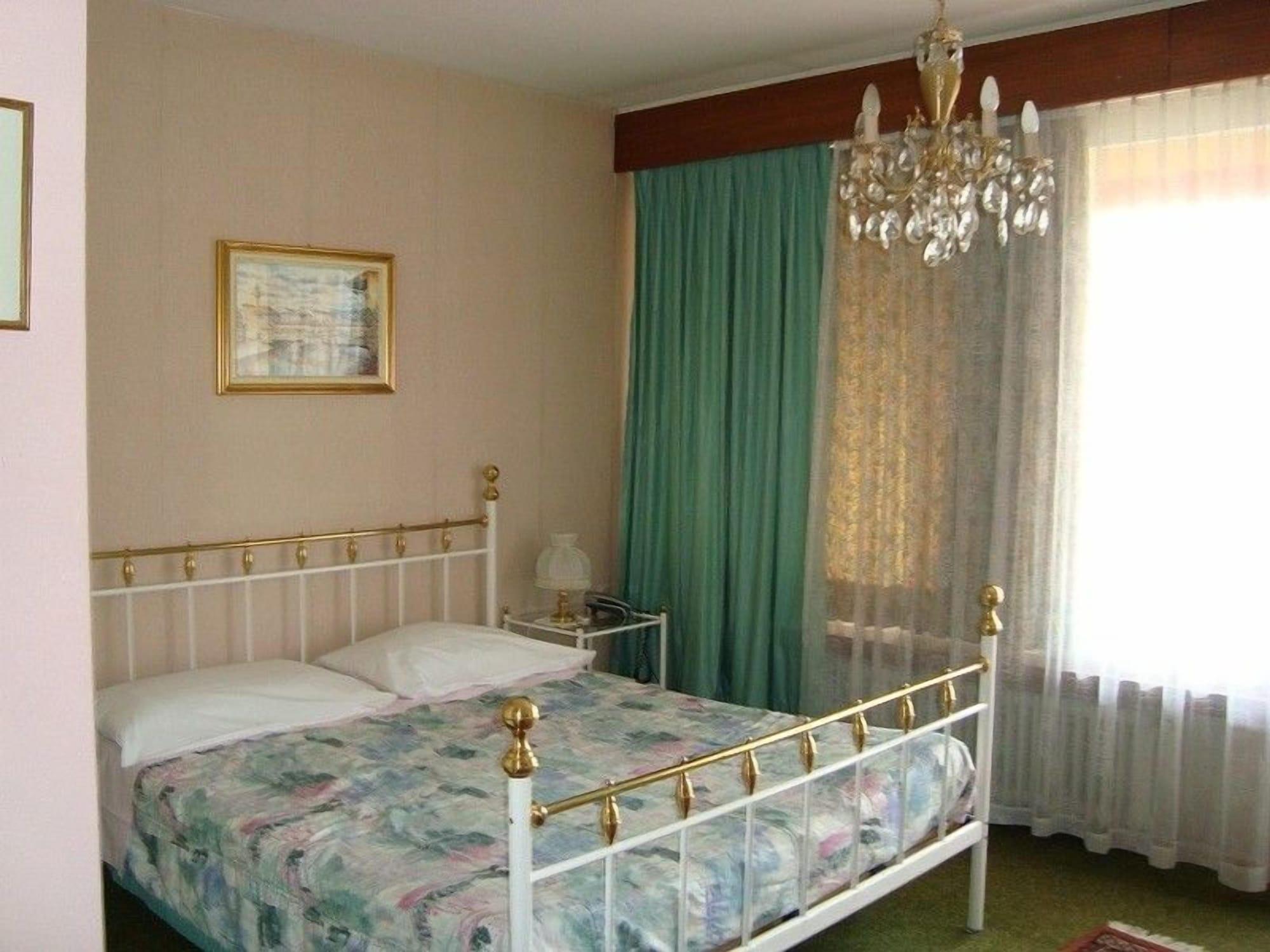 Habitación Villa Marita