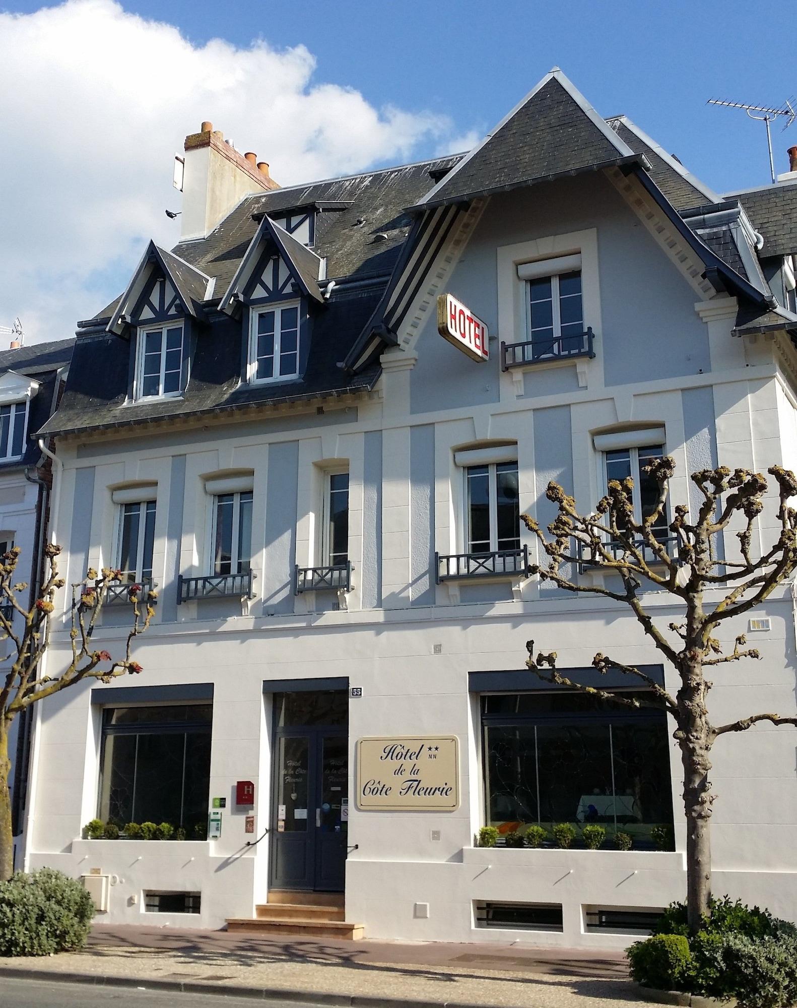 Varios Hôtel de la Côte Fleurie