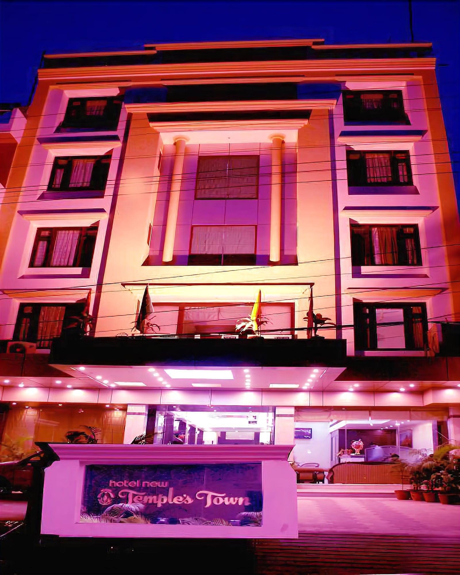 Vista Exterior Hotel New Temple's Town