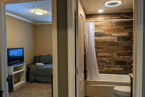 Alquiler Vacacional - Modern industrial chic open concept home - 15 mins from Downtown