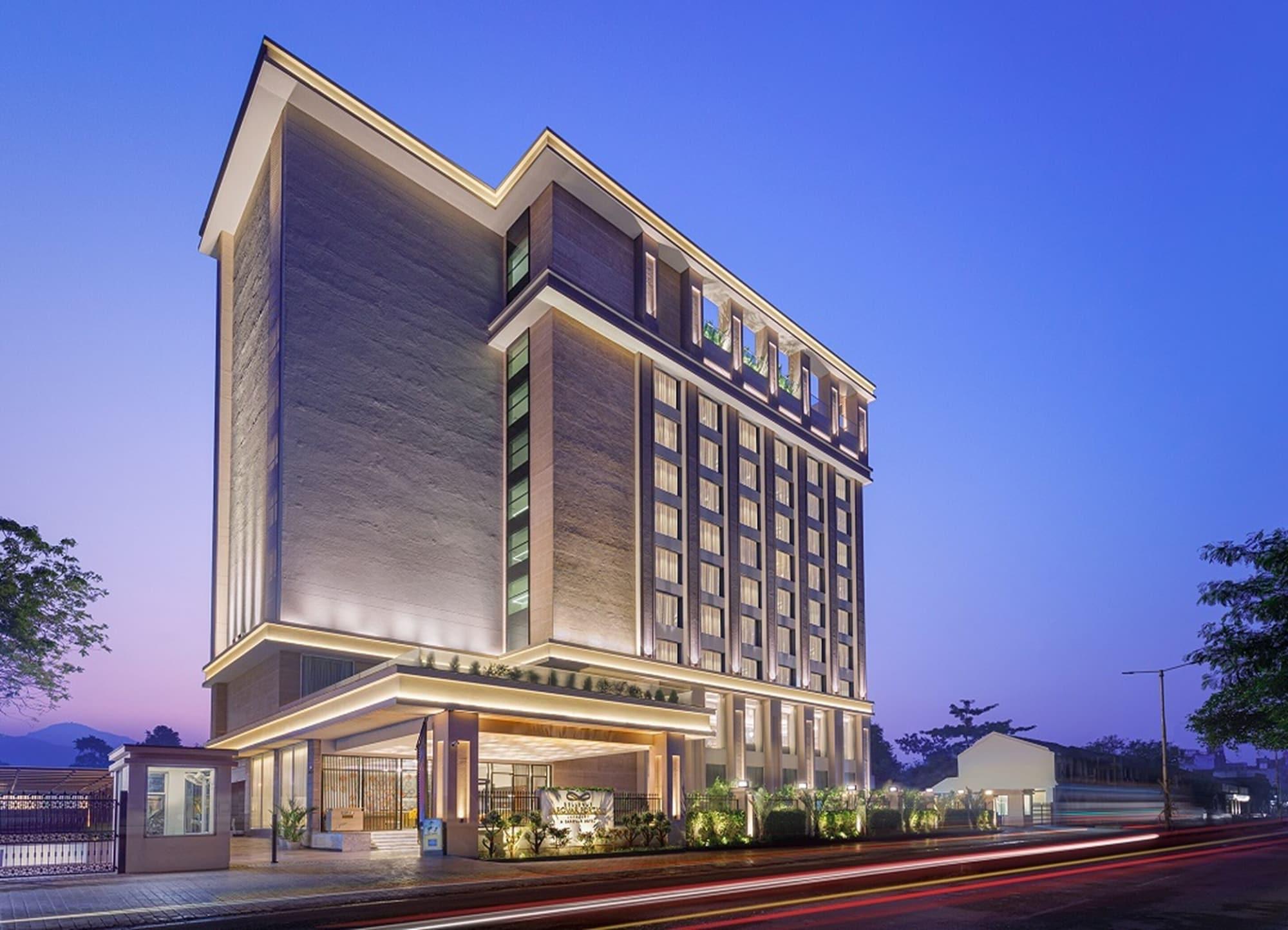Vista Exterior Bellevue Sarovar Premiere Junagadh