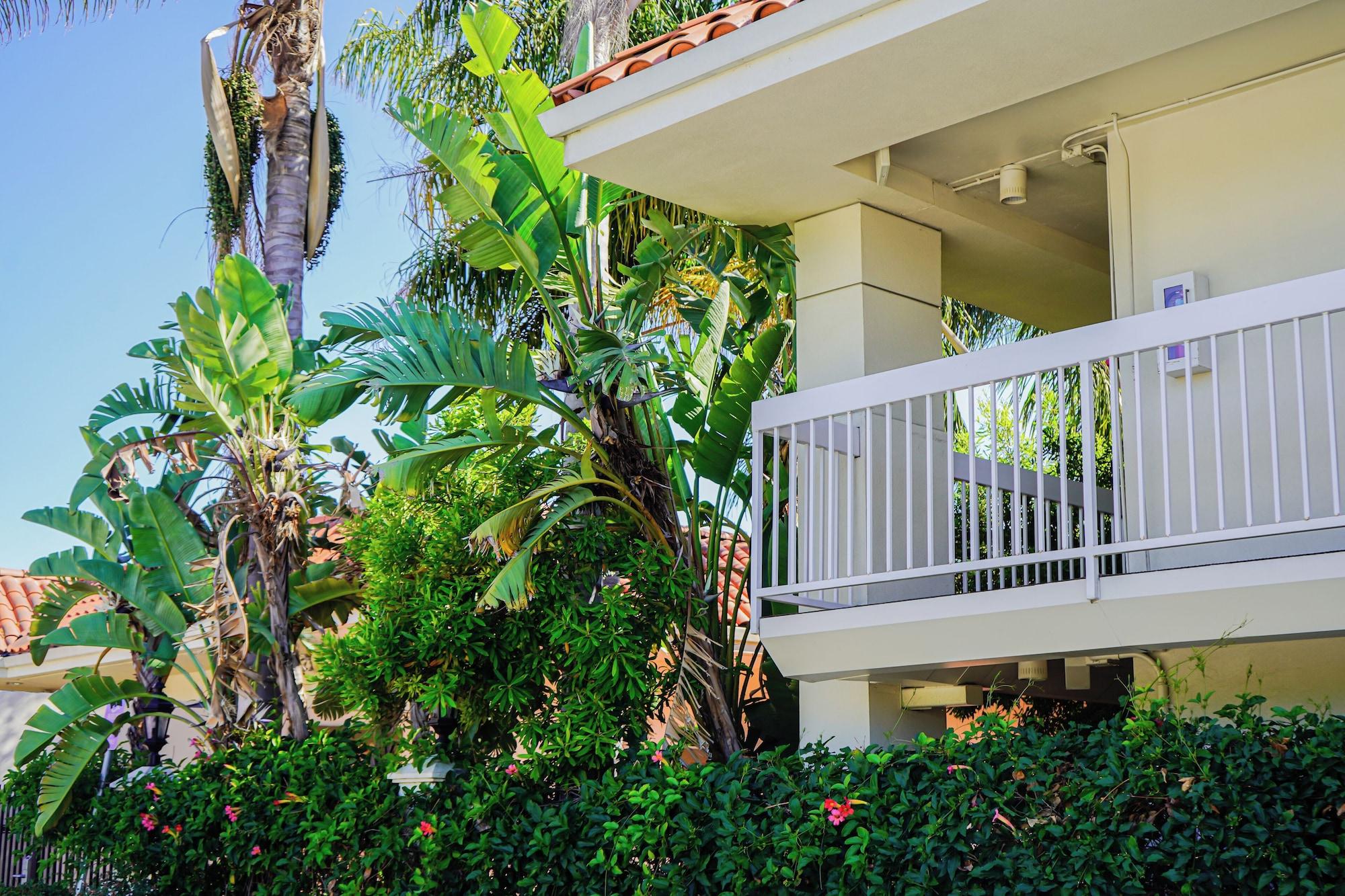 Vista Exterior Uptown Oasis San Jose Airport