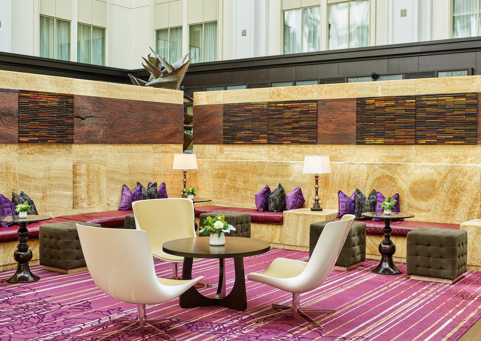 Vista Lobby The Nines, a Luxury Collection Hotel, Portland