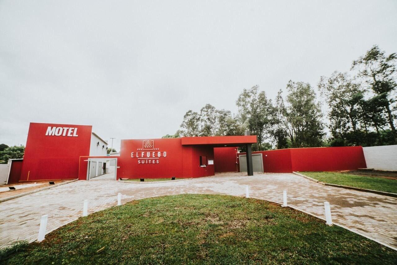 Vista Exterior El Fuego Suítes Motel