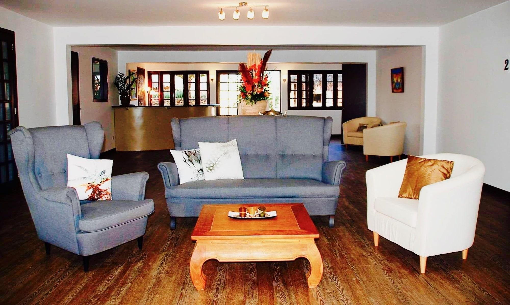 Vista Lobby El Encanto Boutique Hotel