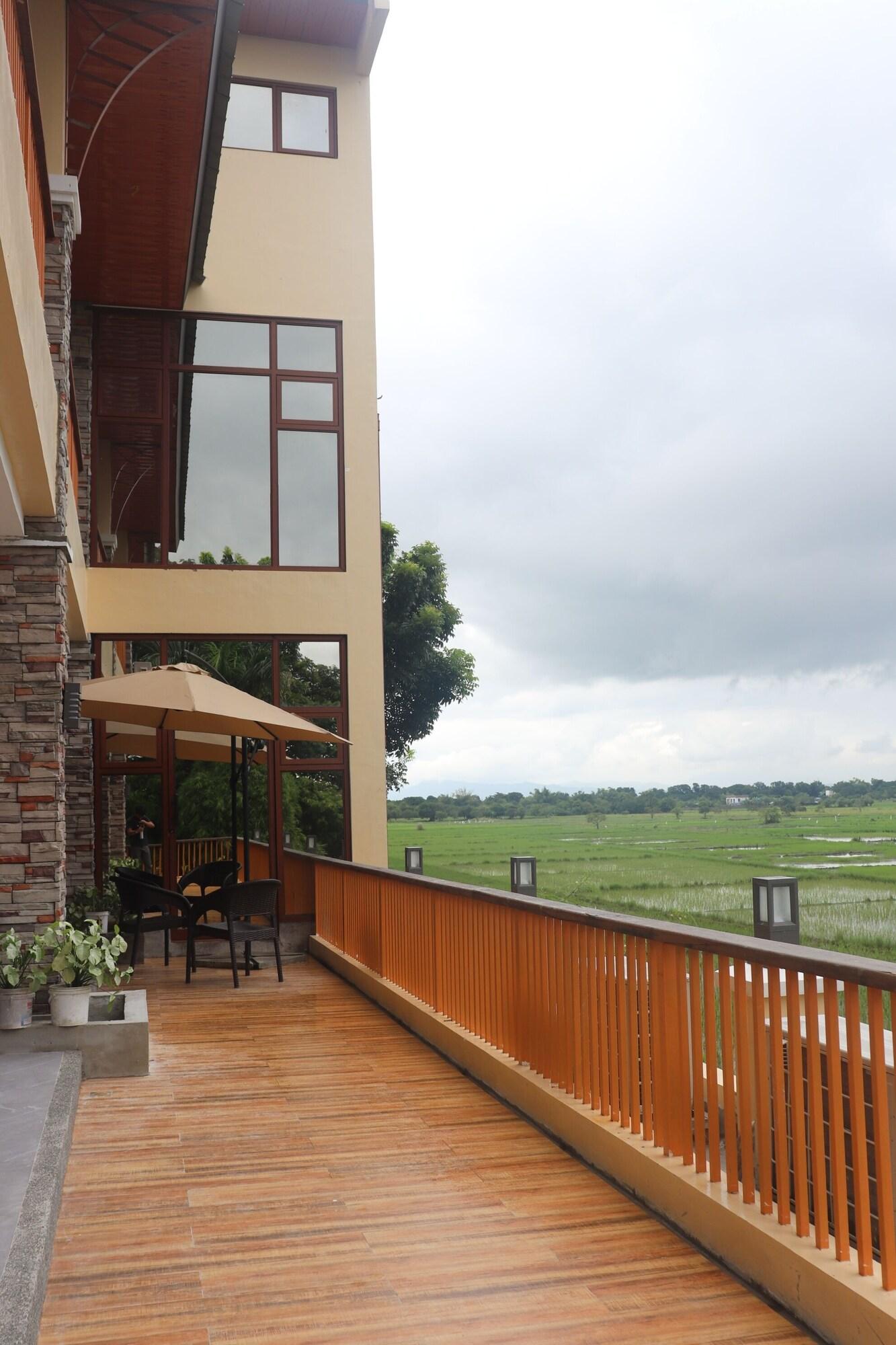 Vista Exterior Sarojus Farmview Hotel