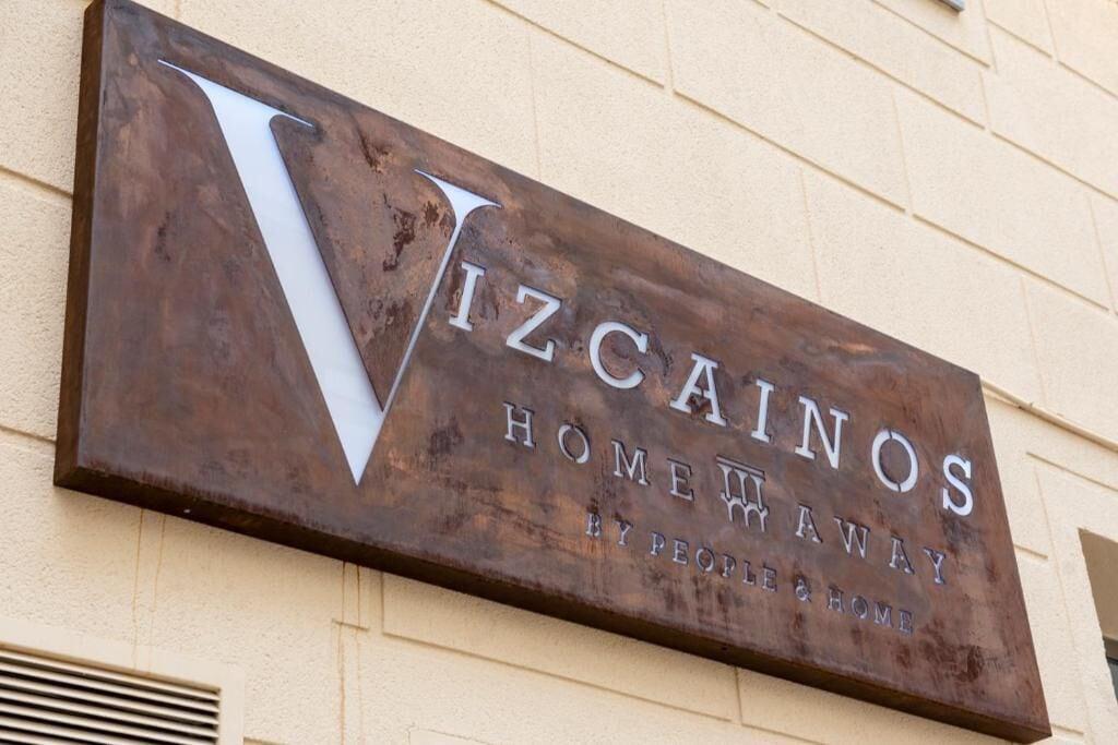 Vista Exterior Vizcainos Home Away
