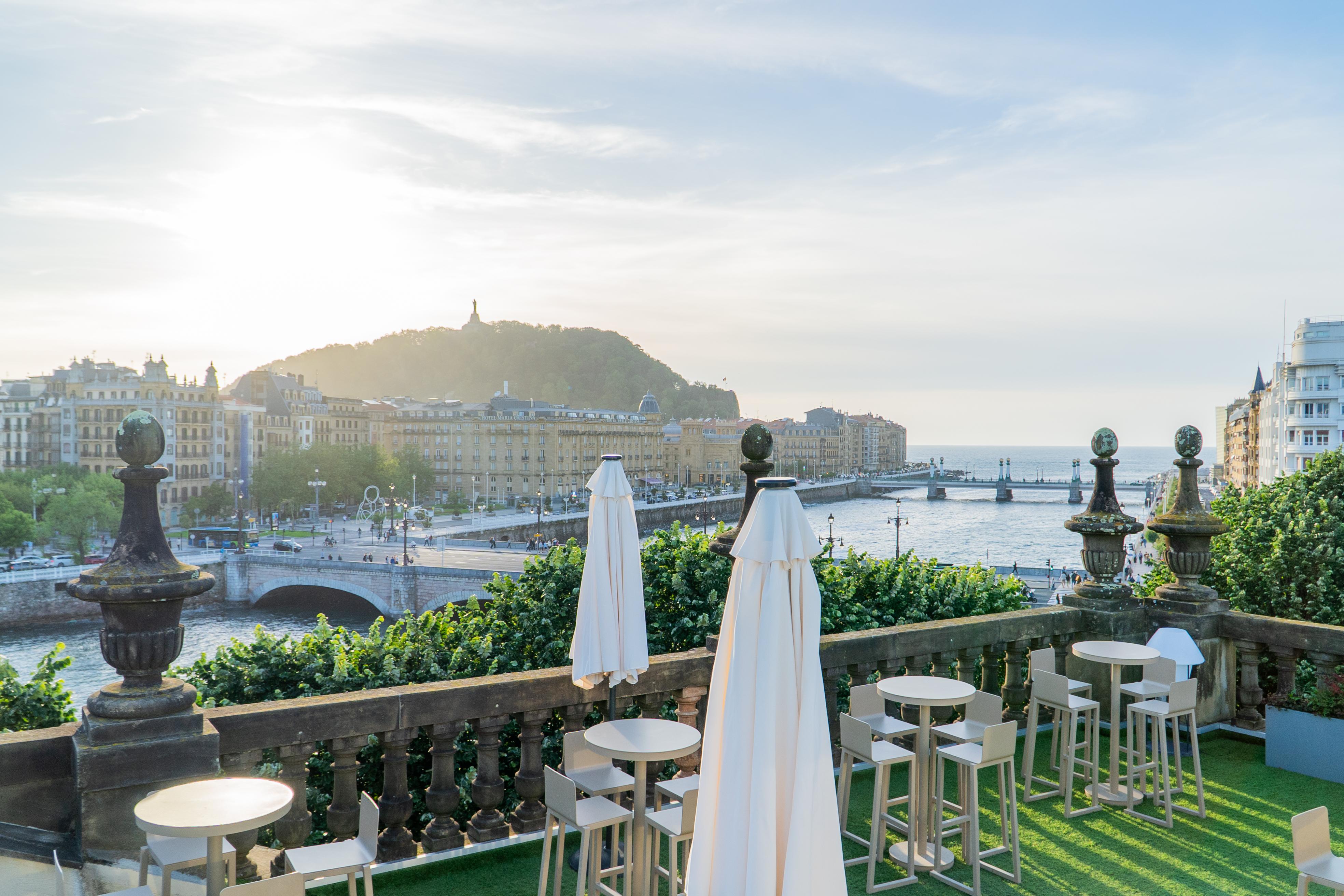 Vista Exterior Abba San Sebastián Hotel